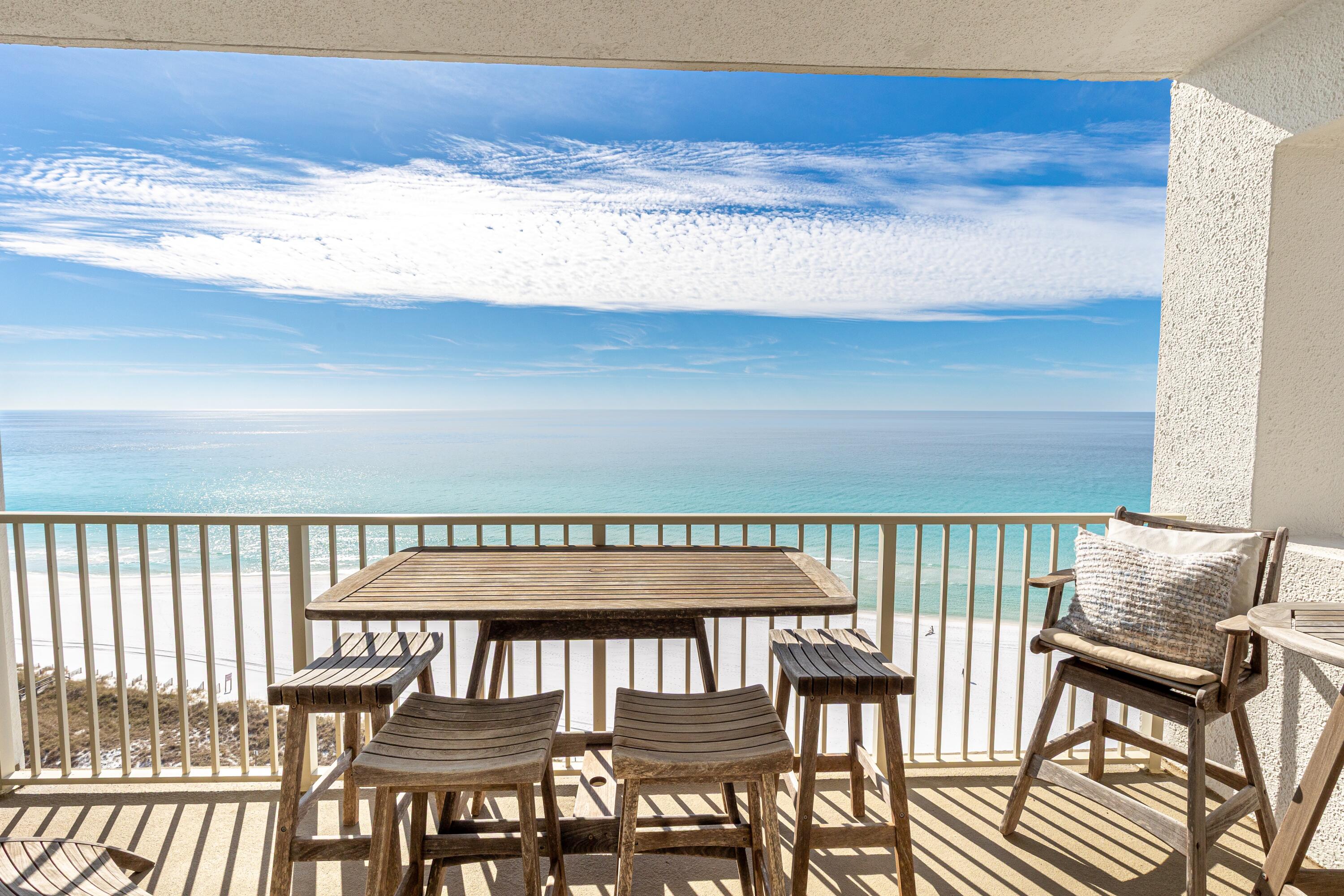 TOPS'L BEACH MANOR - Residential