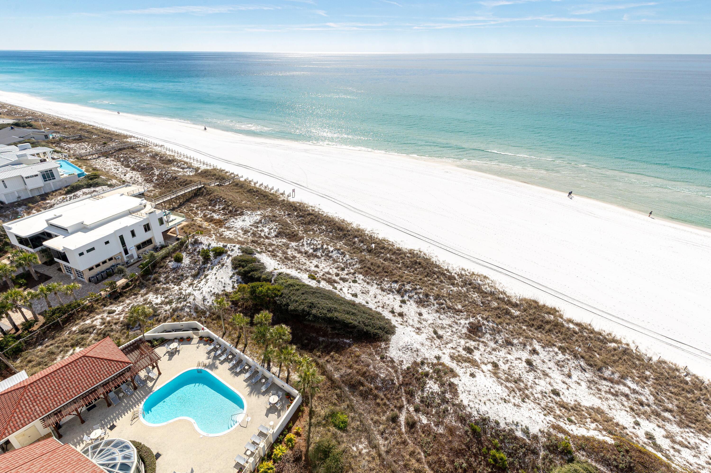 TOPS'L BEACH MANOR - Residential