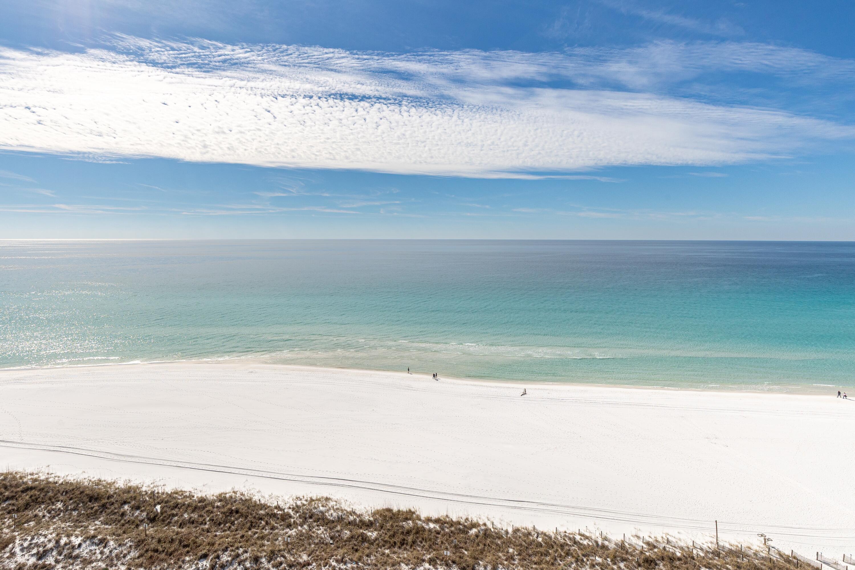 TOPS'L BEACH MANOR - Residential