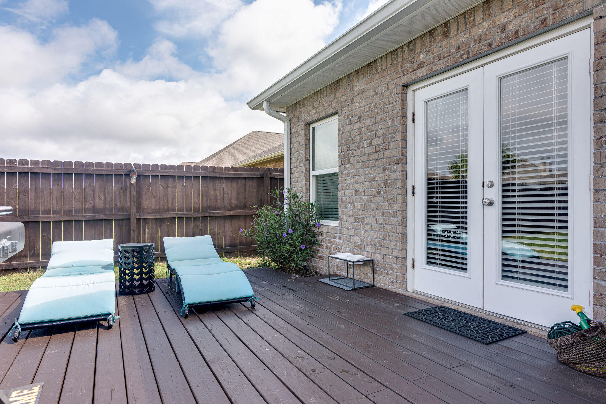 WATERFORD SOUND - Residential