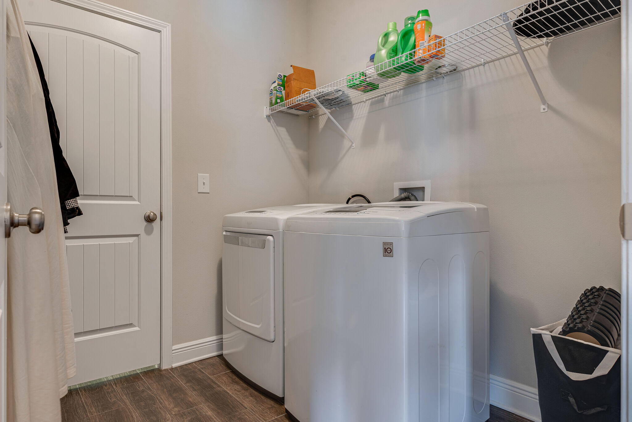 WATERFORD SOUND - Residential