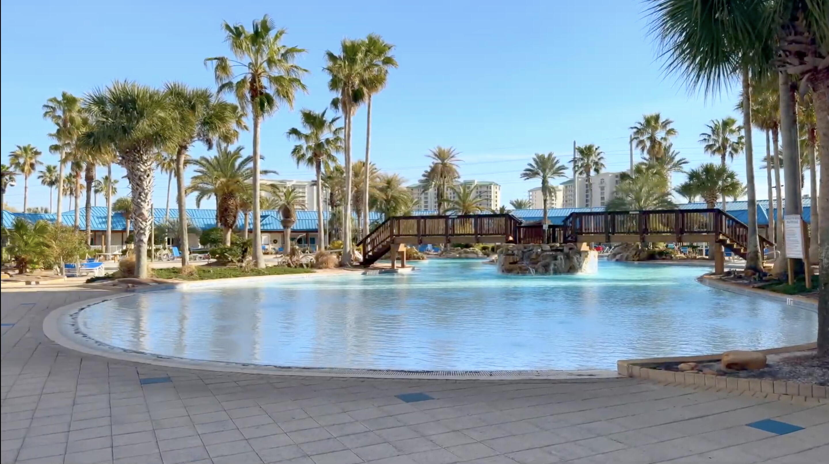 THE PALMS OF DESTIN - Residential