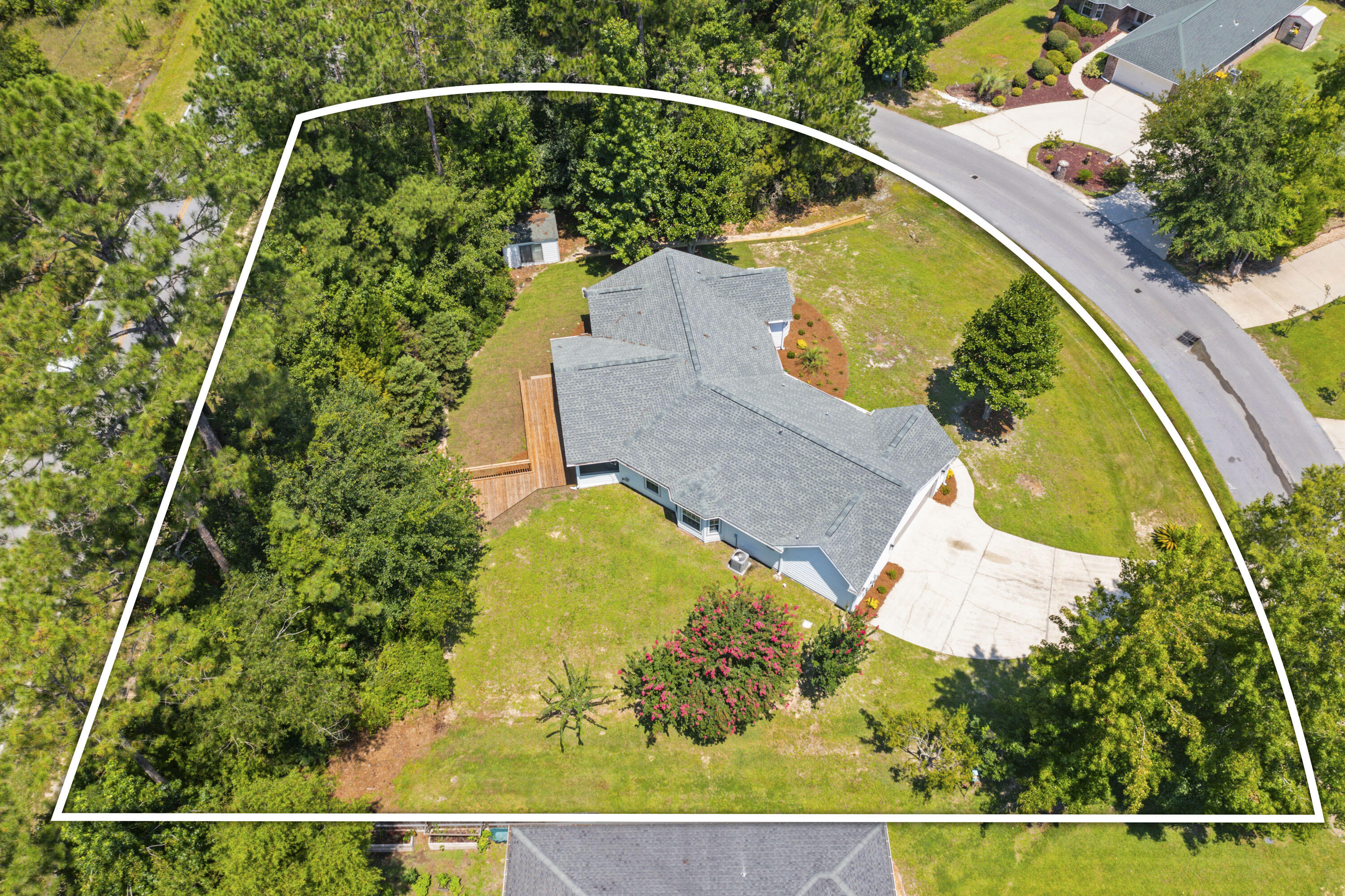 COUNTRY CLUB ESTATES 1 OF CRESTVIEW - Residential