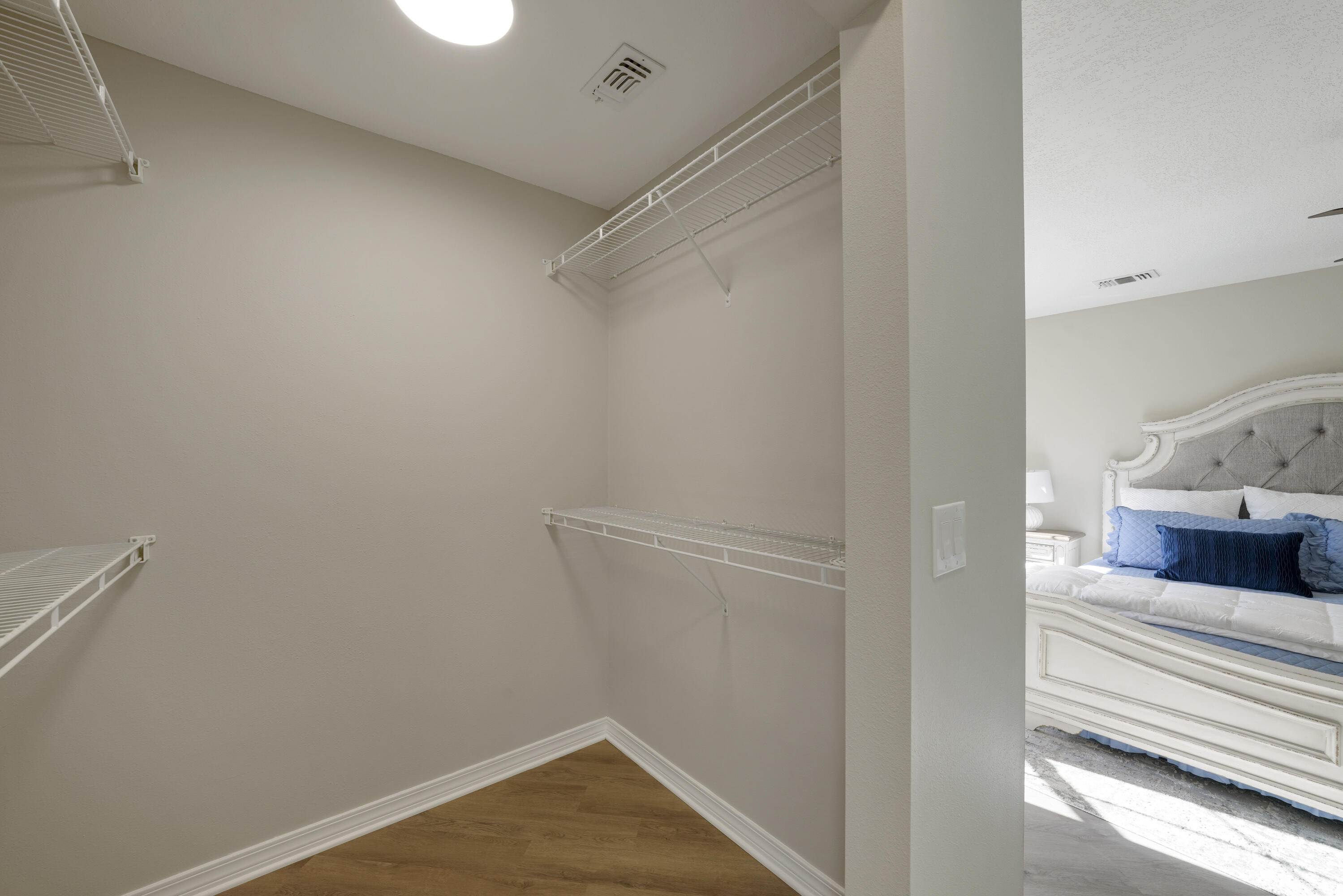 COUNTRY CLUB ESTATES 1 OF CRESTVIEW - Residential