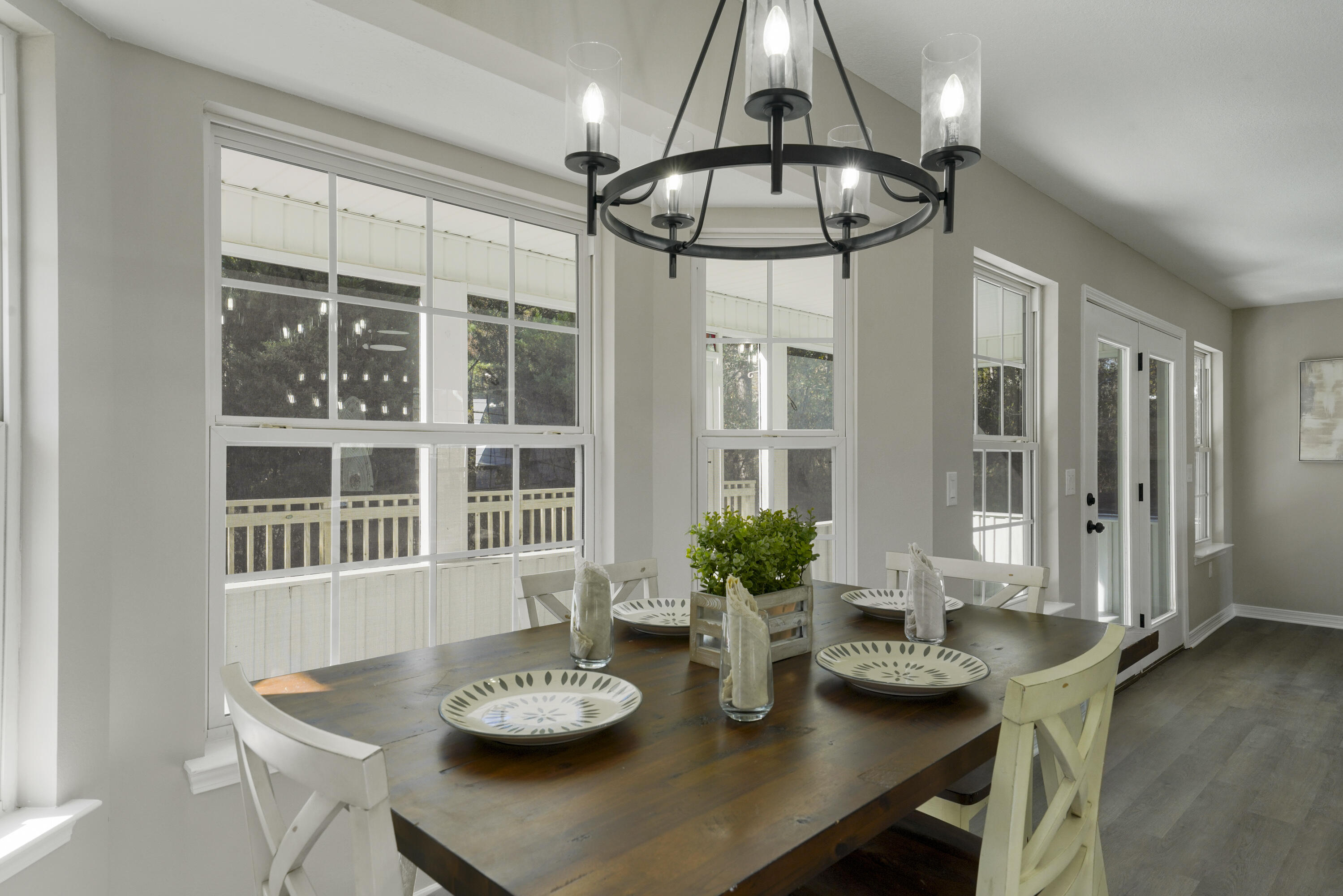 COUNTRY CLUB ESTATES 1 OF CRESTVIEW - Residential