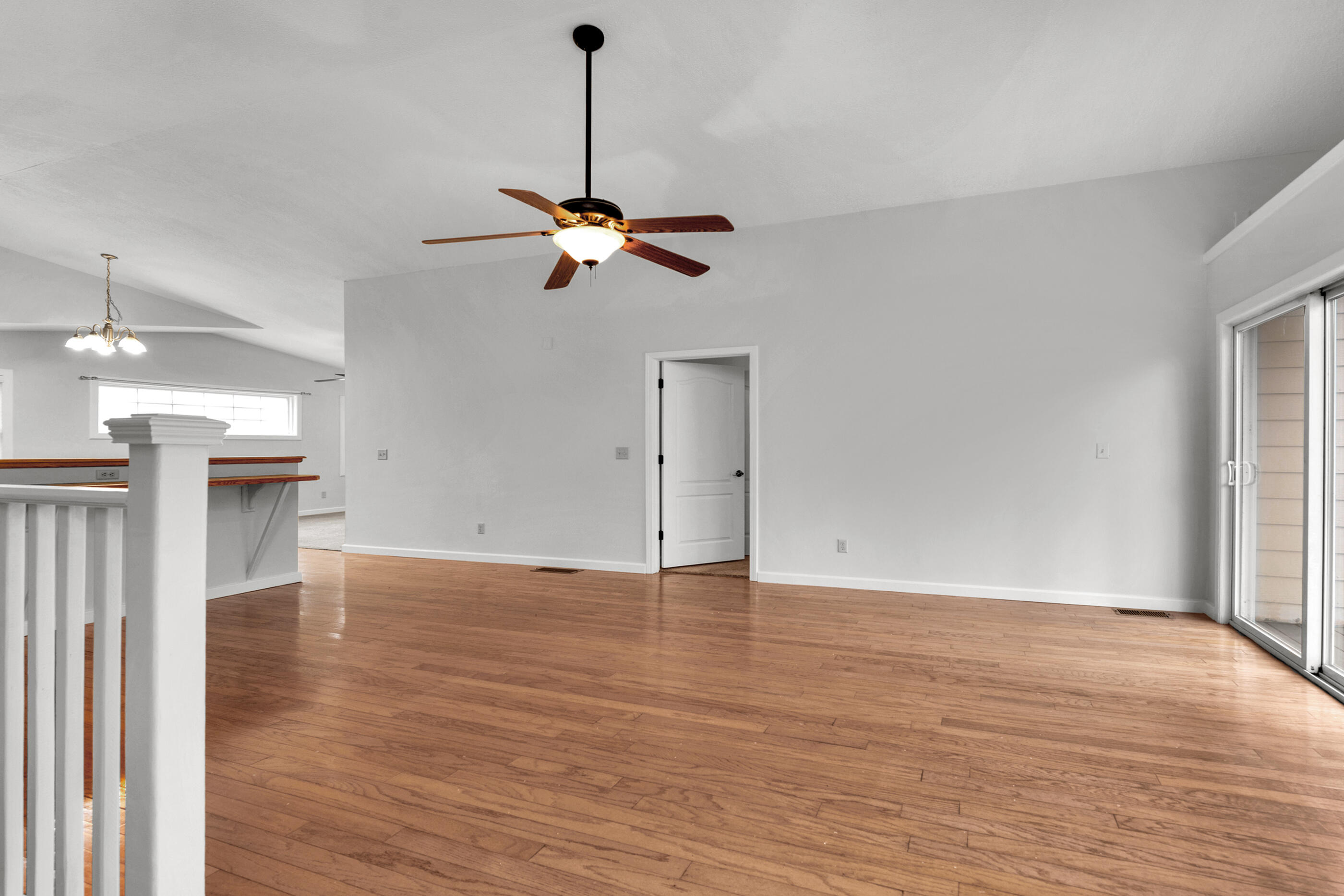 COUNTRY CLUB ESTATES 1 OF CRESTVIEW - Residential