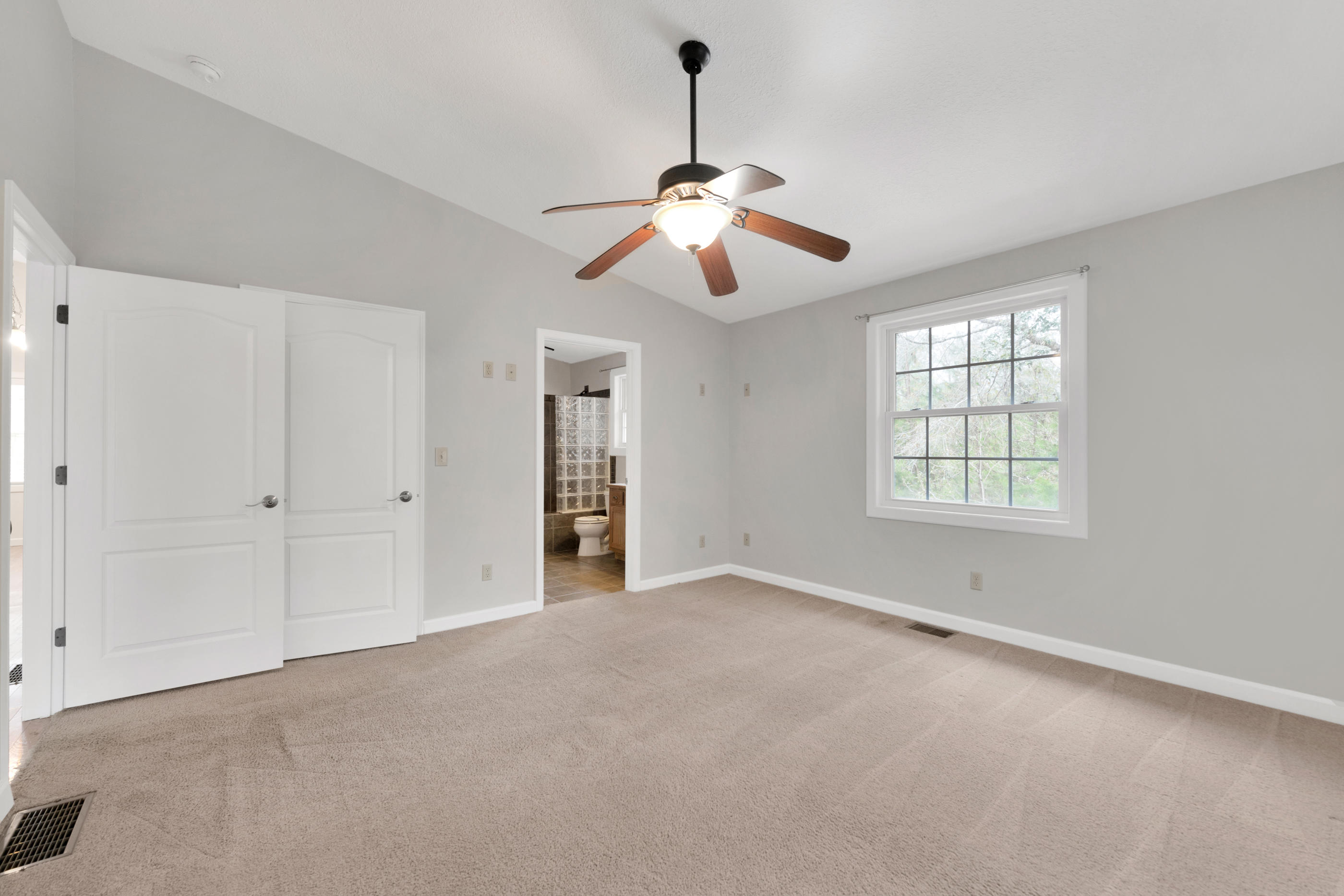 COUNTRY CLUB ESTATES 1 OF CRESTVIEW - Residential