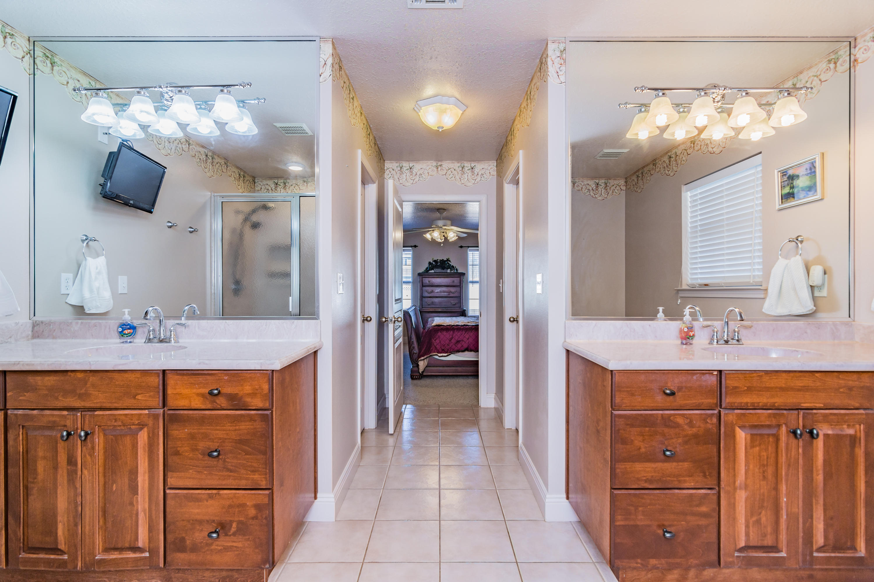 HERITAGE HILLS UNIT 1 - Residential