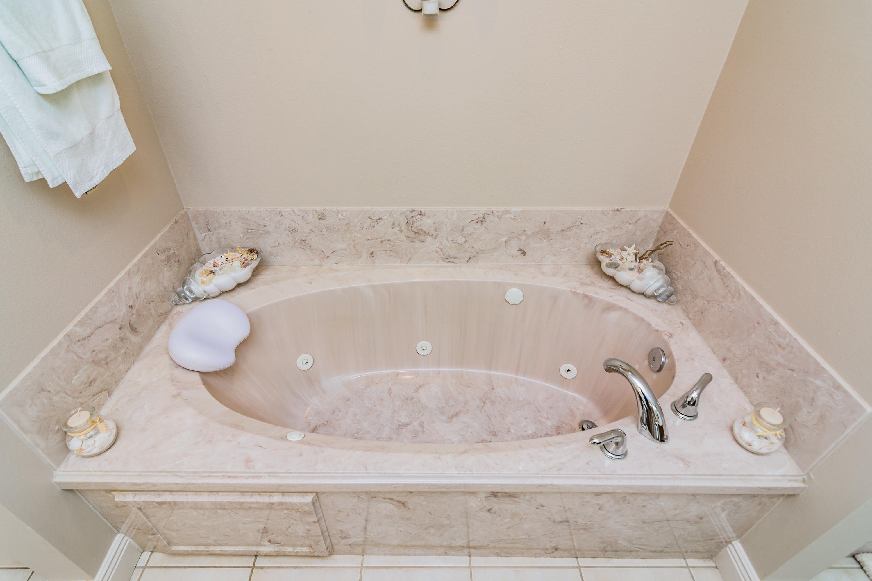 HERITAGE HILLS UNIT 1 - Residential