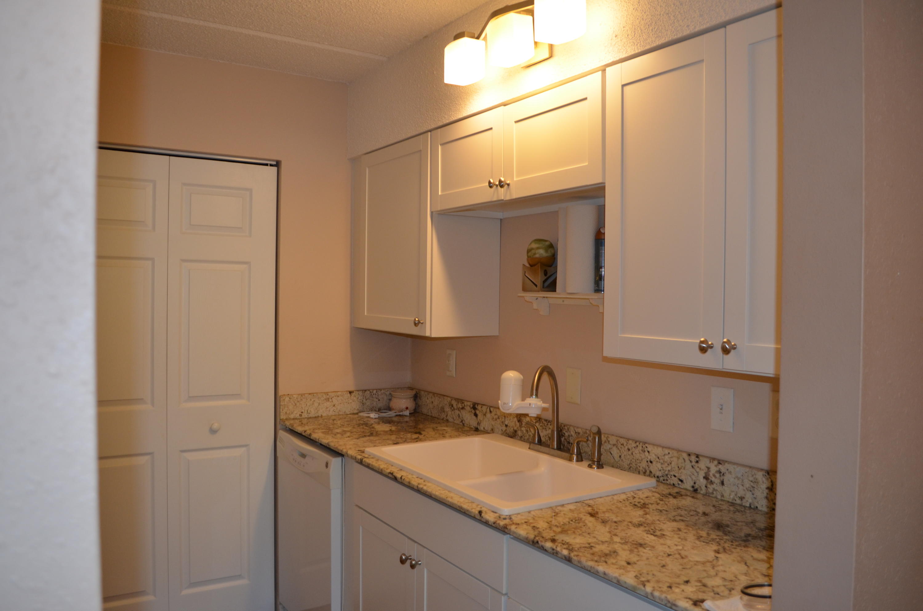 CEDARS CONDO - Residential Lease