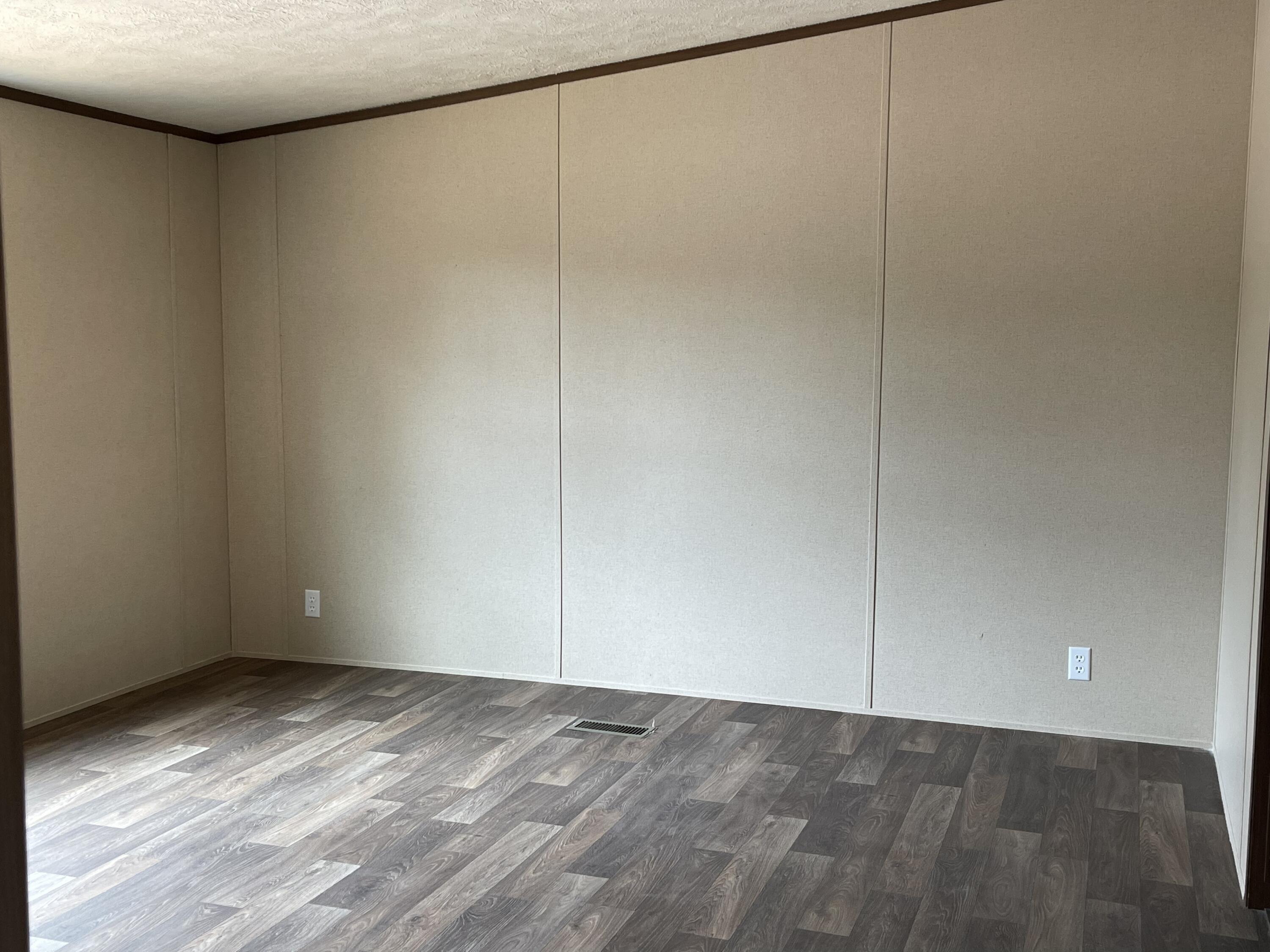 OAKWOOD HILLS UNIT 1 - Residential