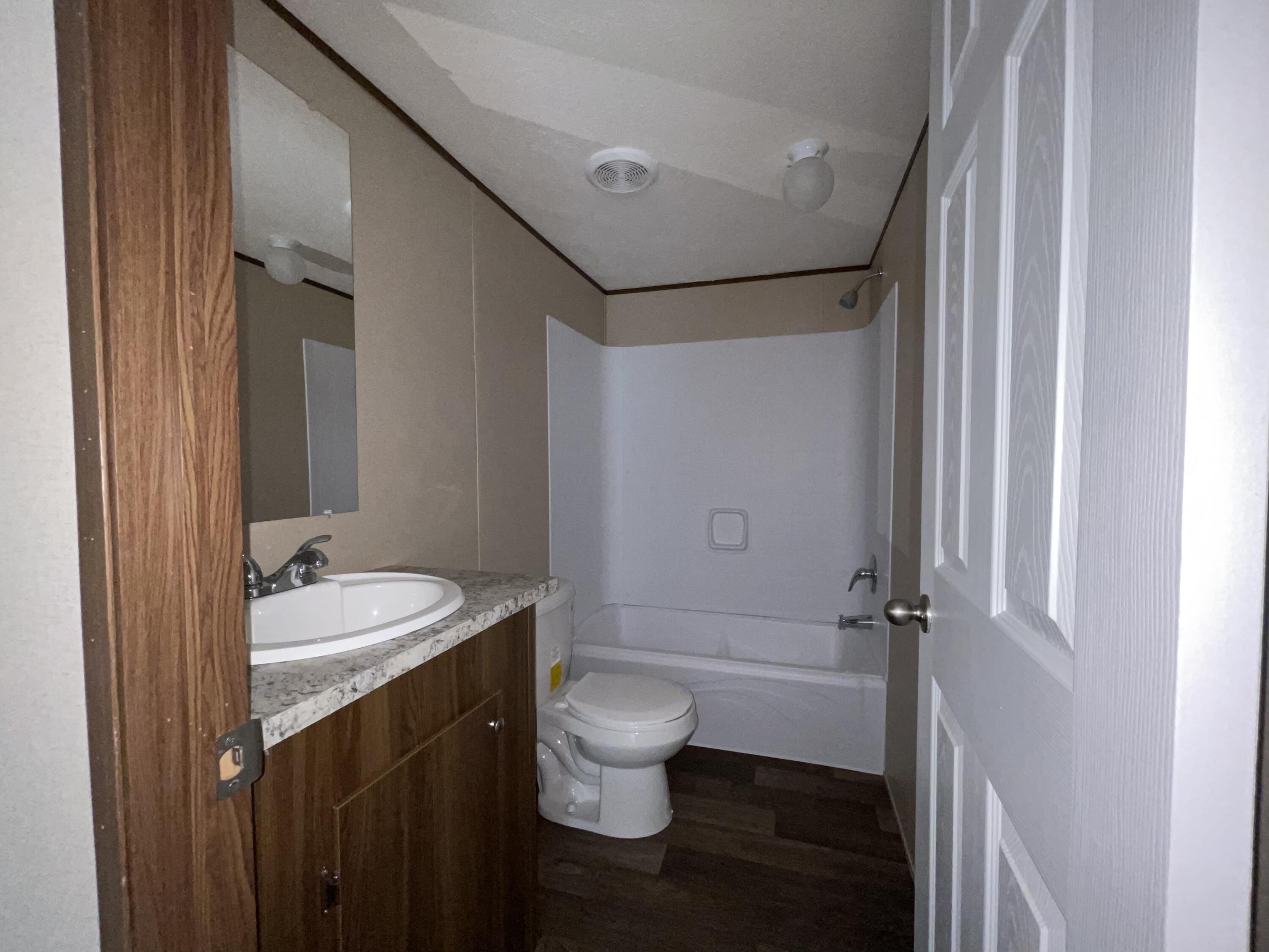 OAKWOOD HILLS UNIT 1 - Residential