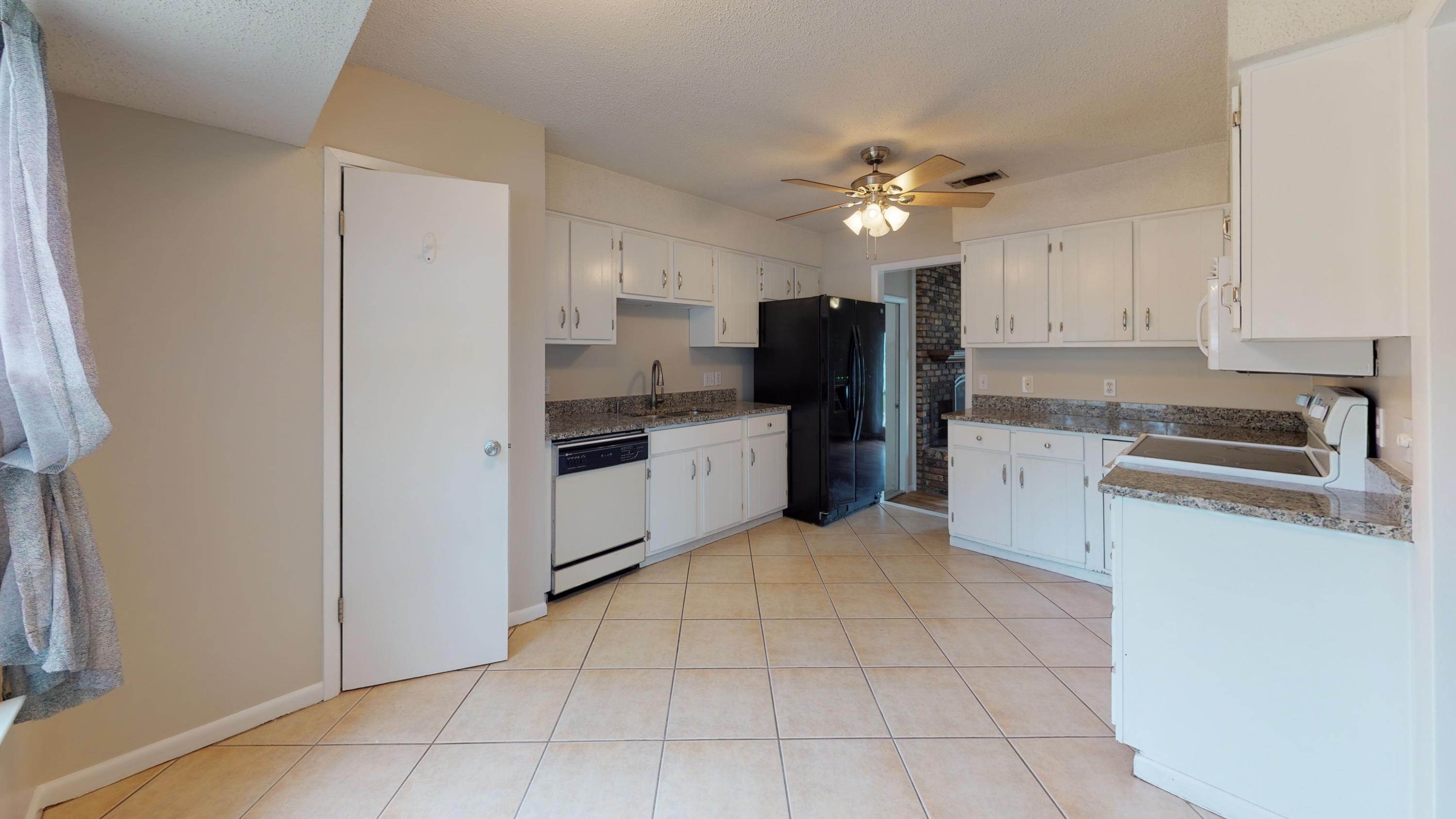 PINE MEADOWS - Residential