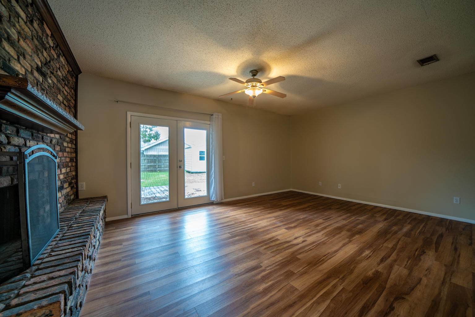 PINE MEADOWS - Residential