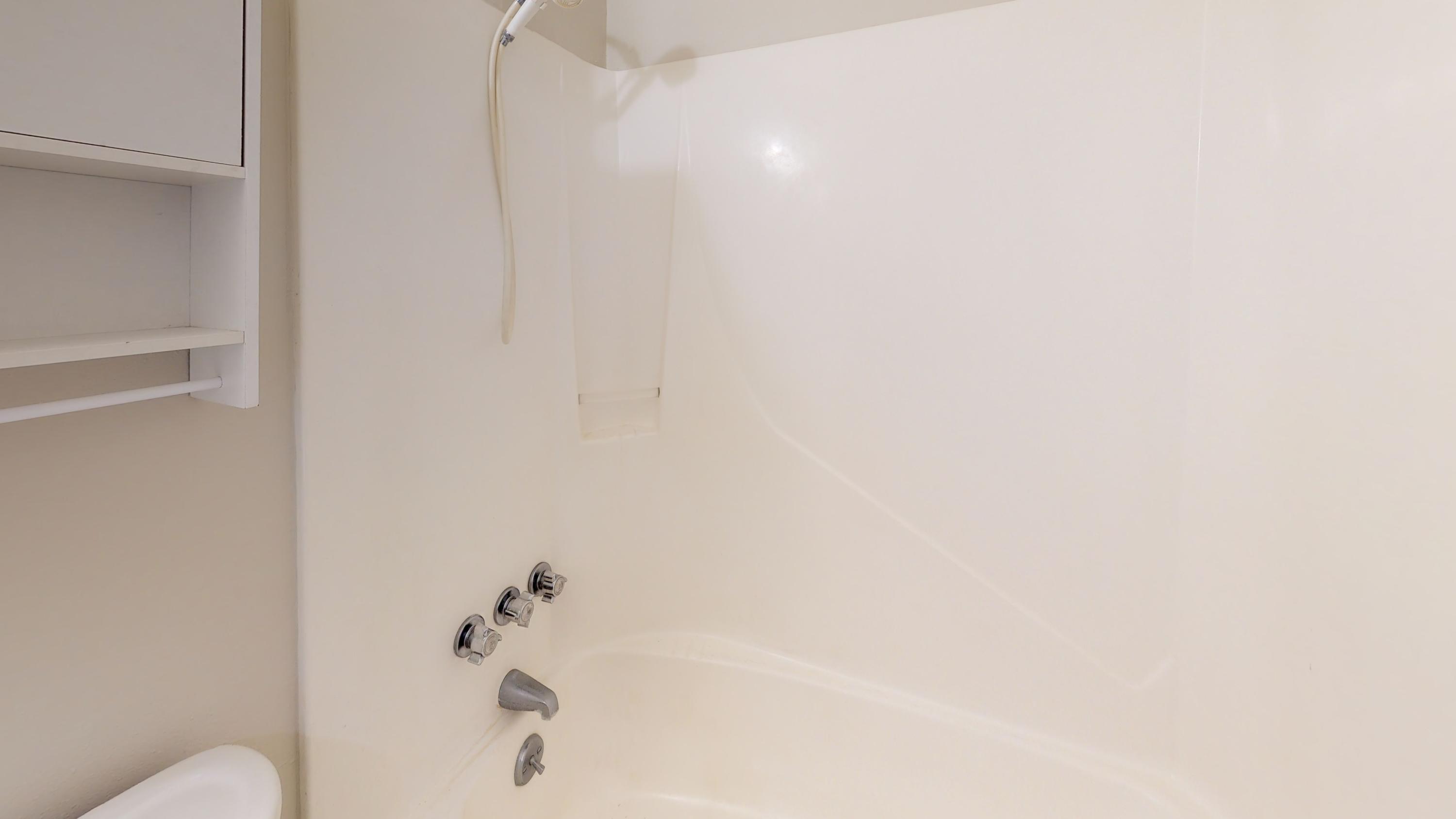 PINE MEADOWS - Residential