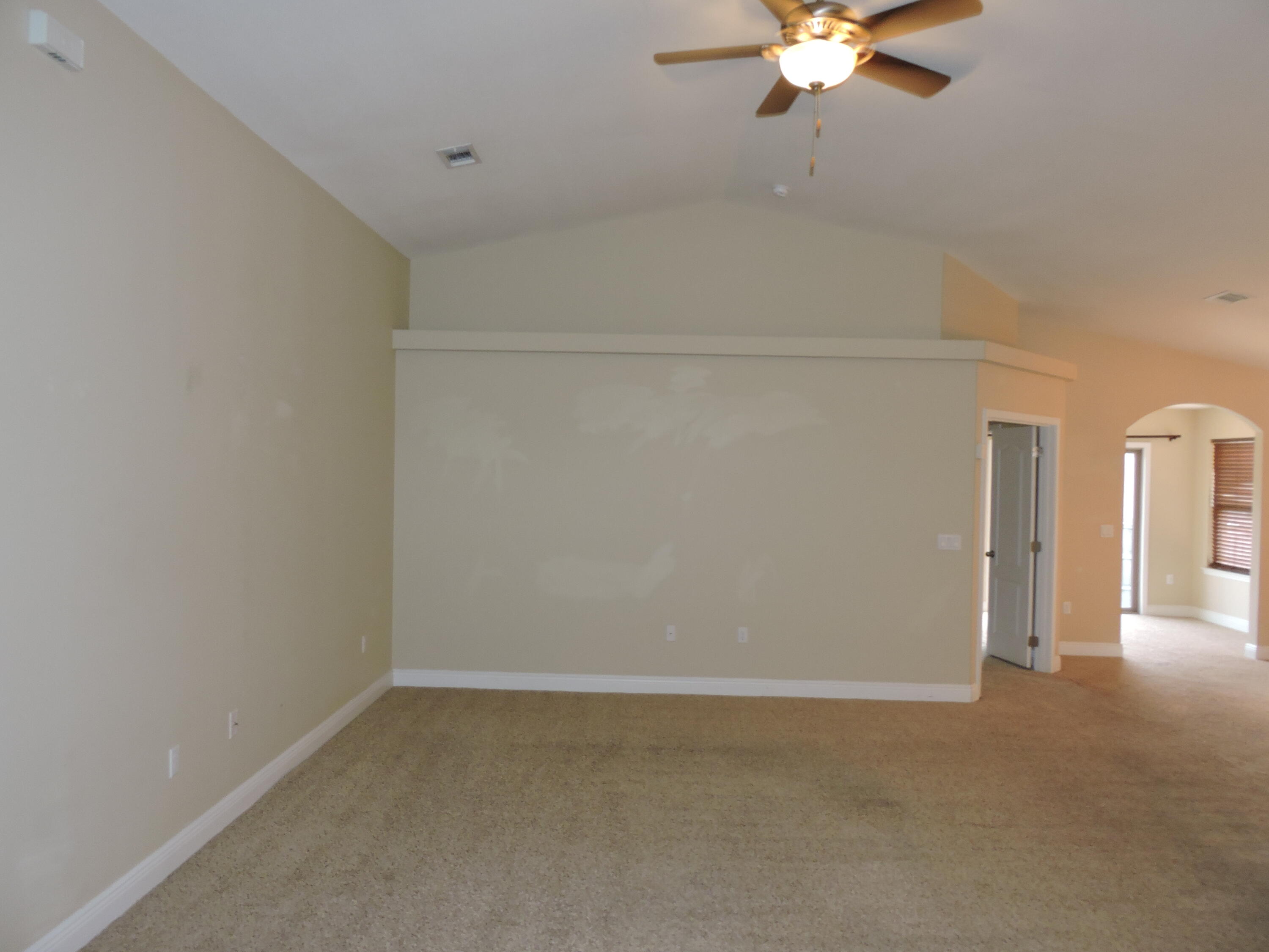 DUGGAN POND ESTATES - Residential Lease