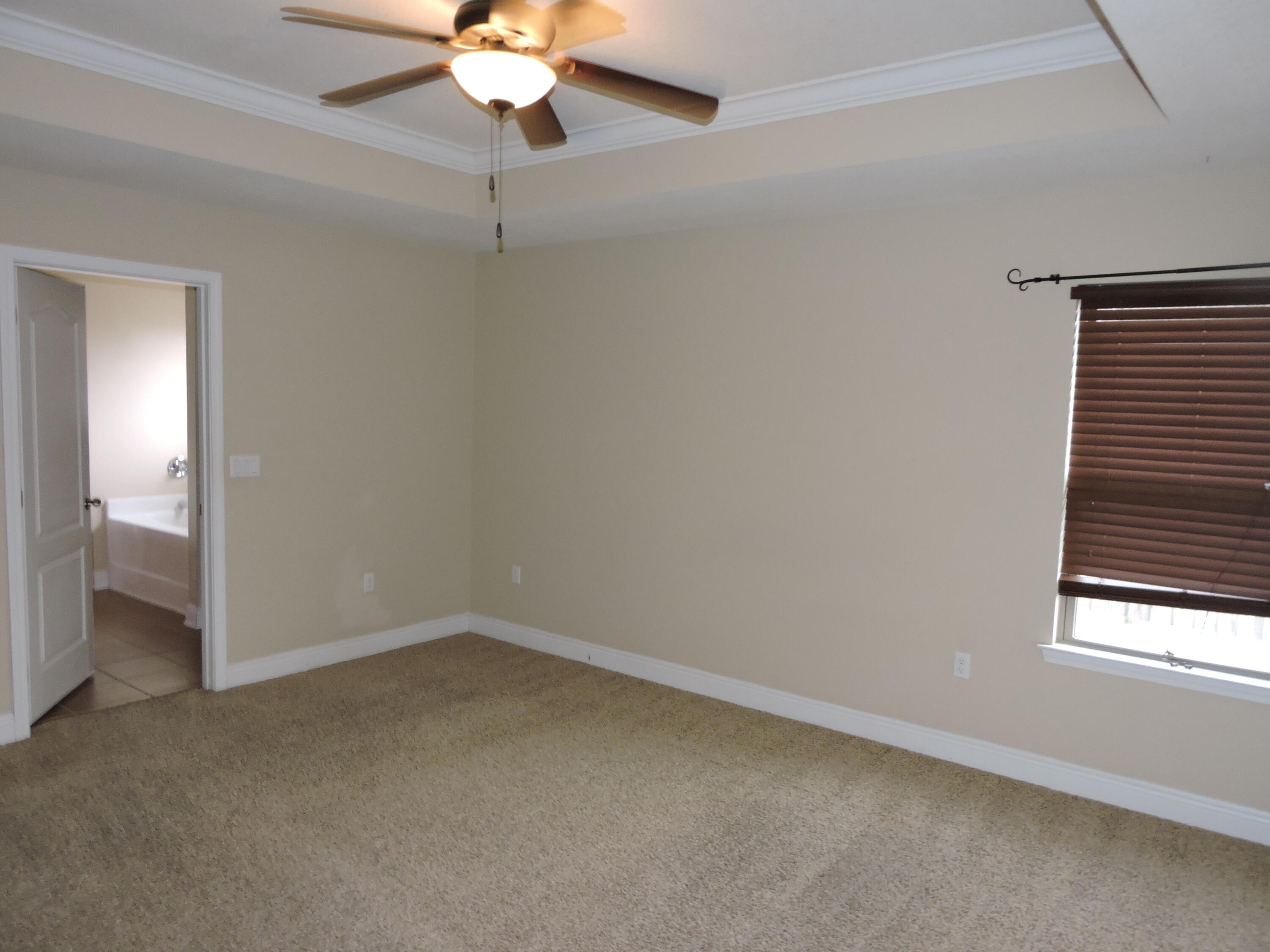 DUGGAN POND ESTATES - Residential Lease