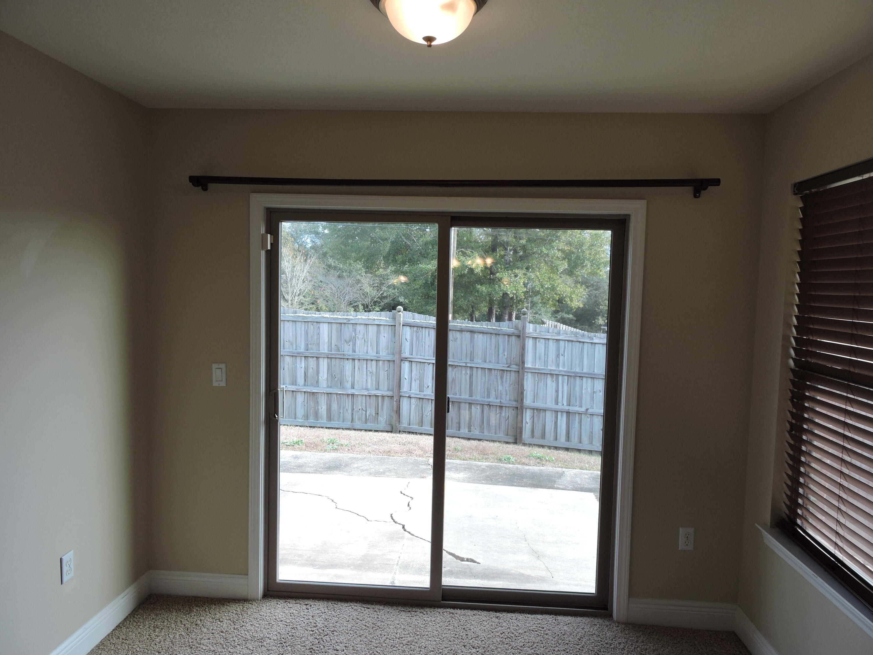 DUGGAN POND ESTATES - Residential Lease