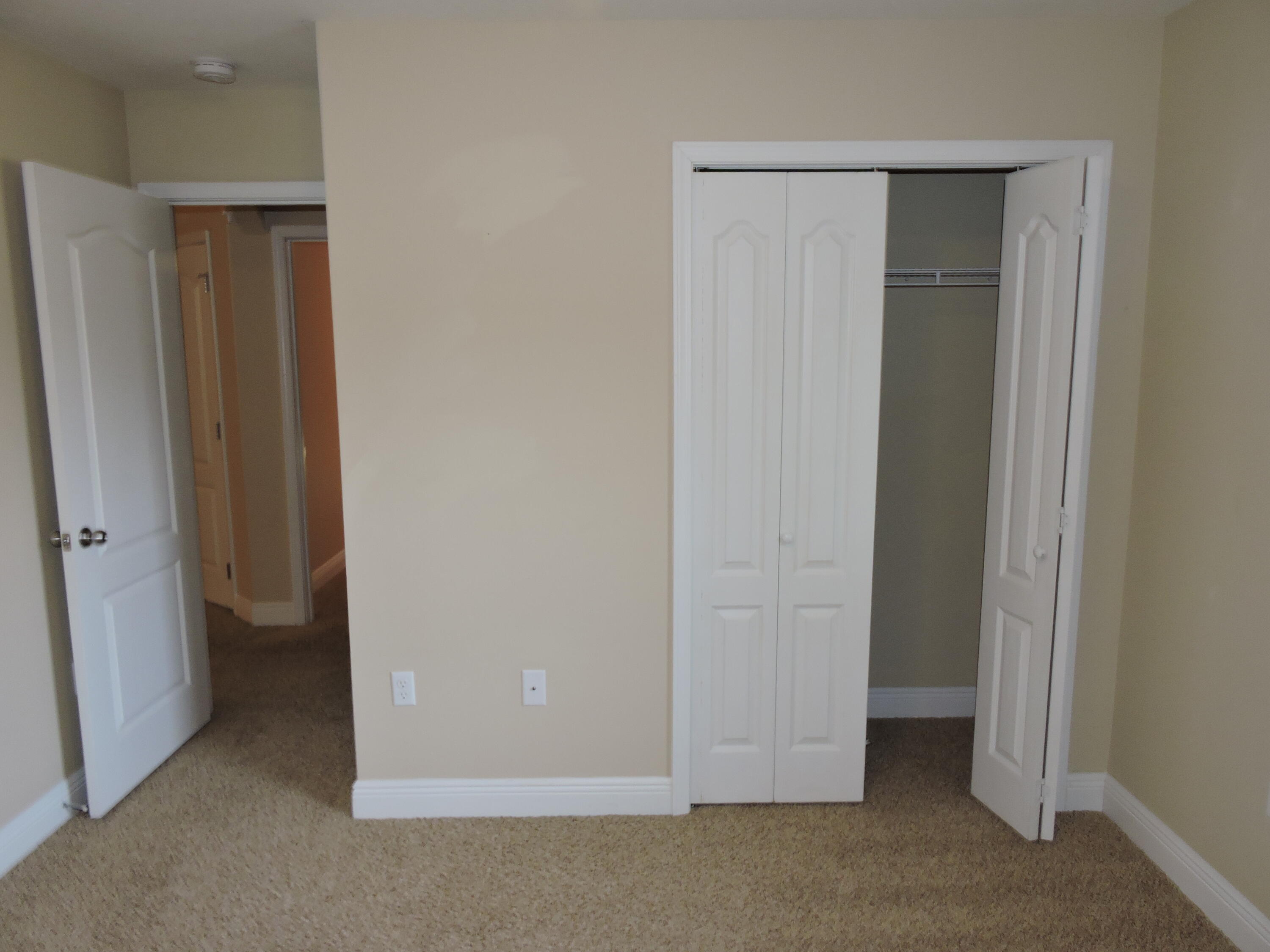 DUGGAN POND ESTATES - Residential Lease