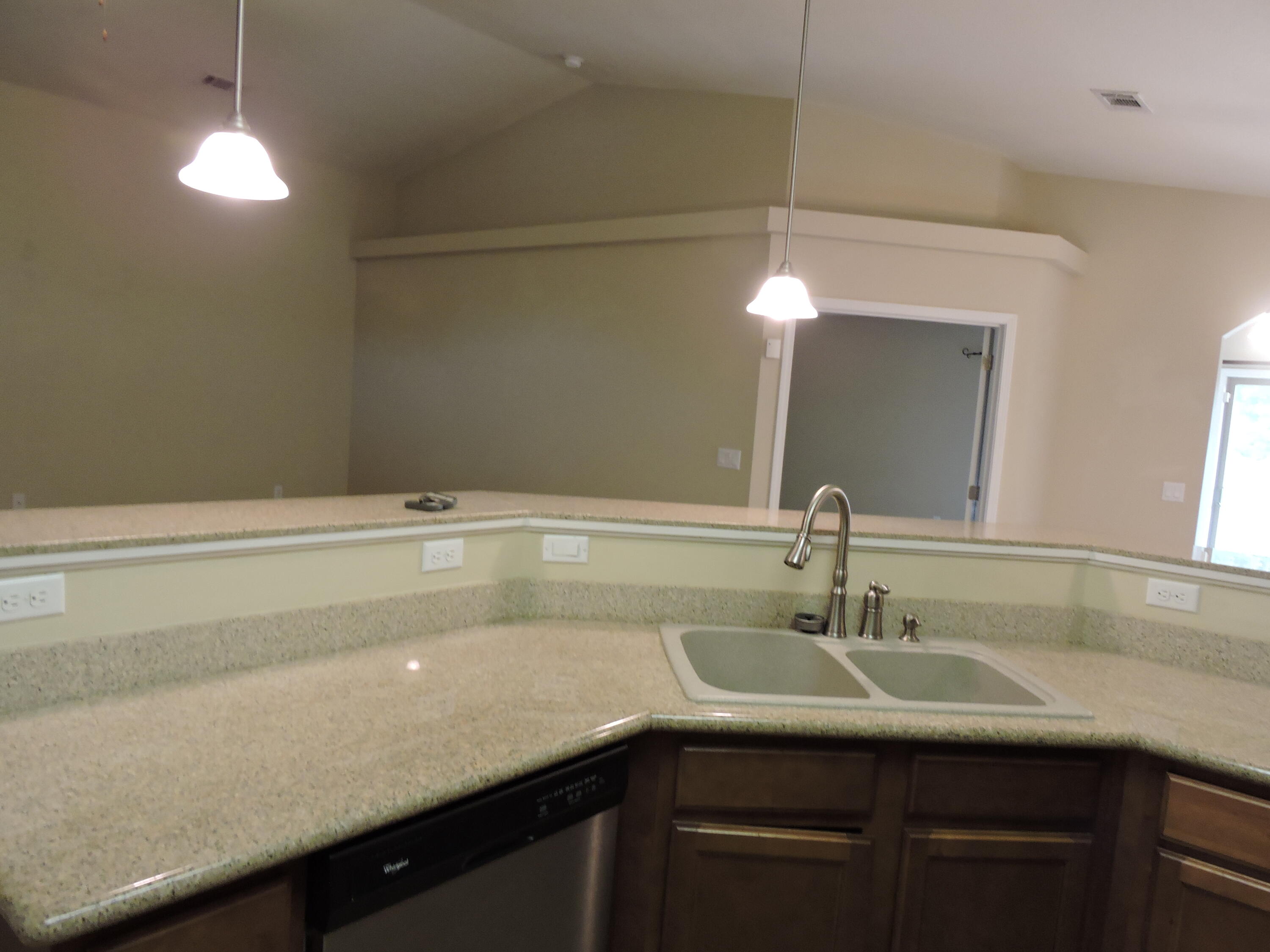 DUGGAN POND ESTATES - Residential Lease