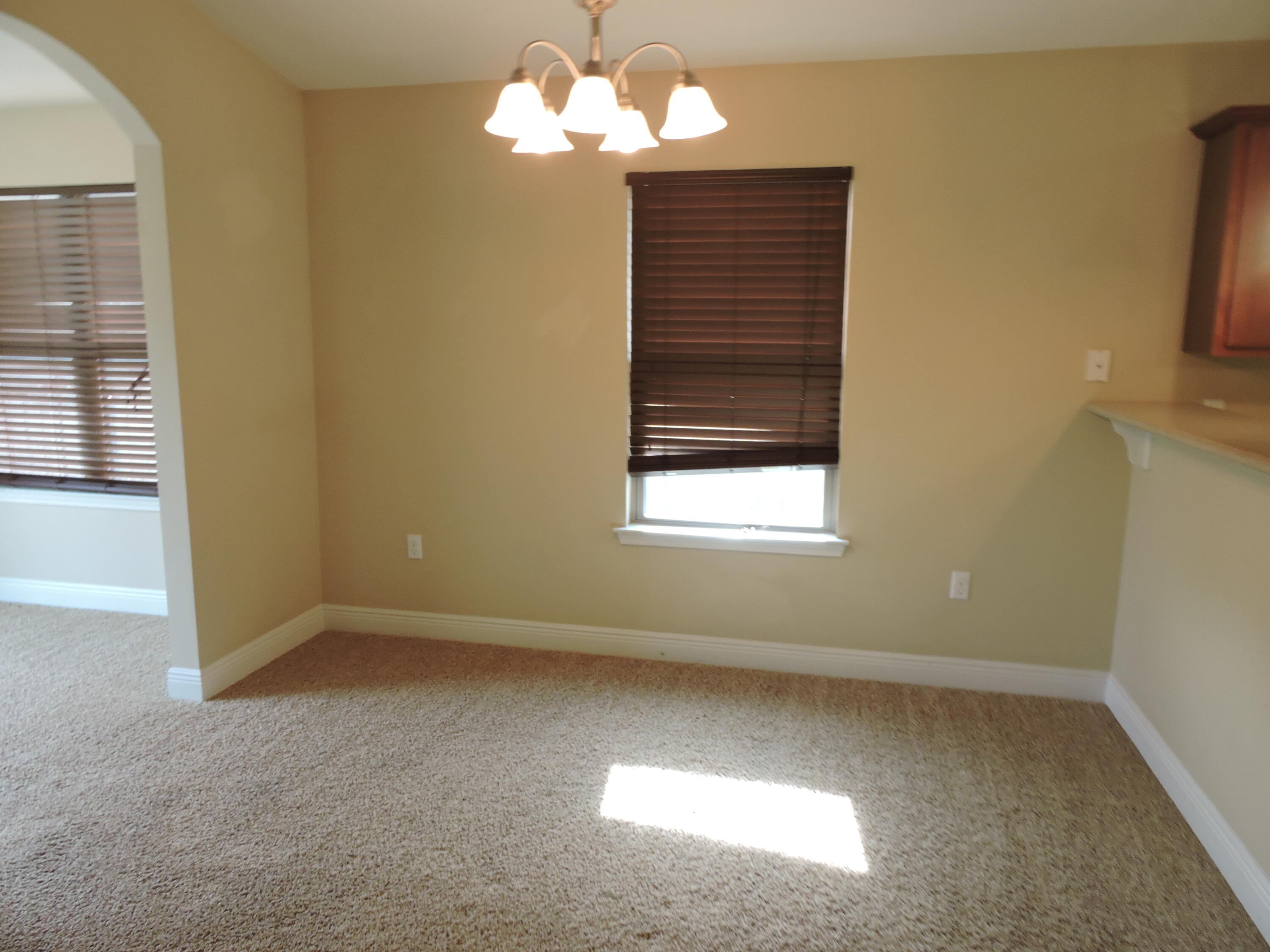 DUGGAN POND ESTATES - Residential Lease