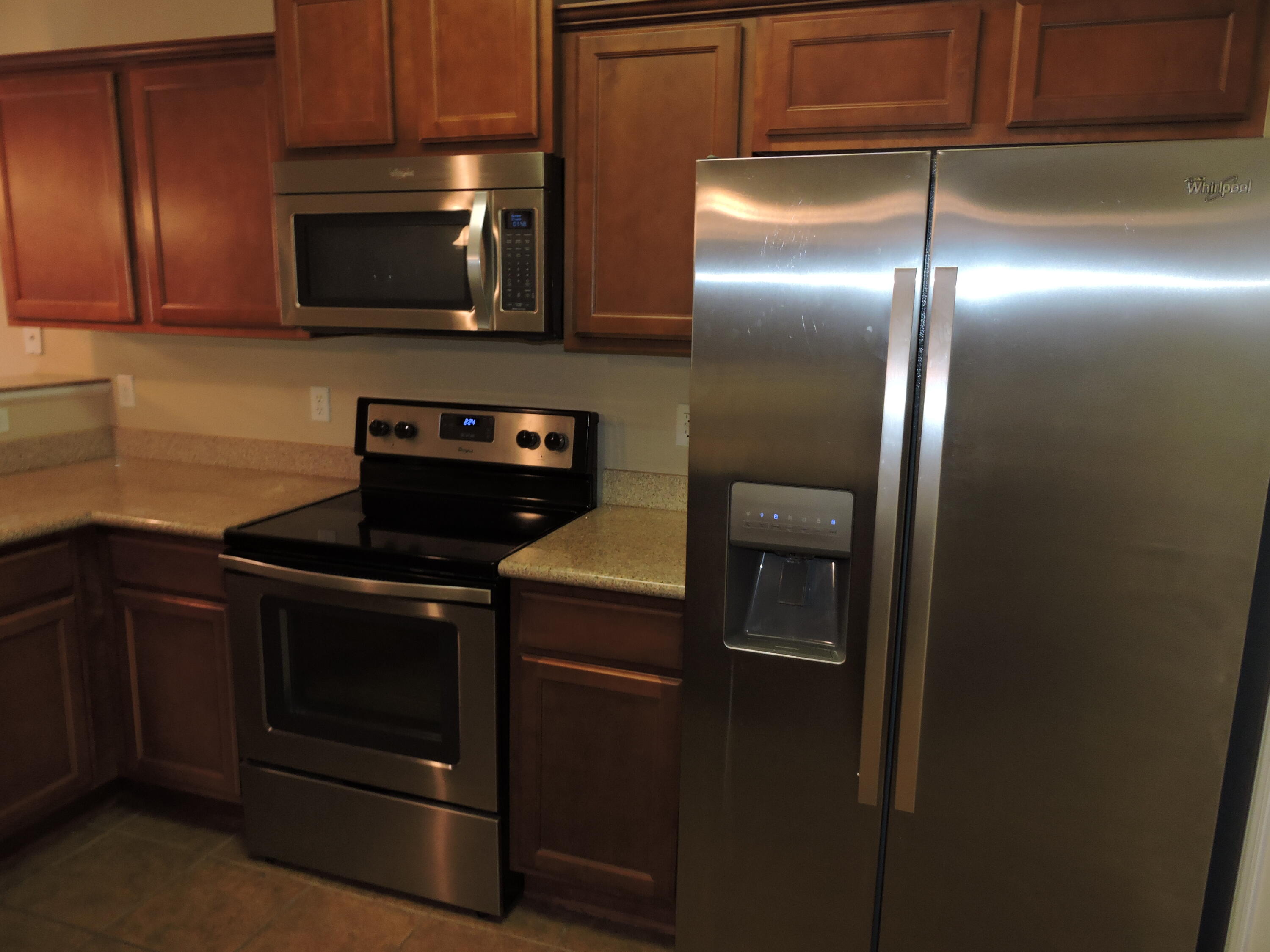 DUGGAN POND ESTATES - Residential Lease