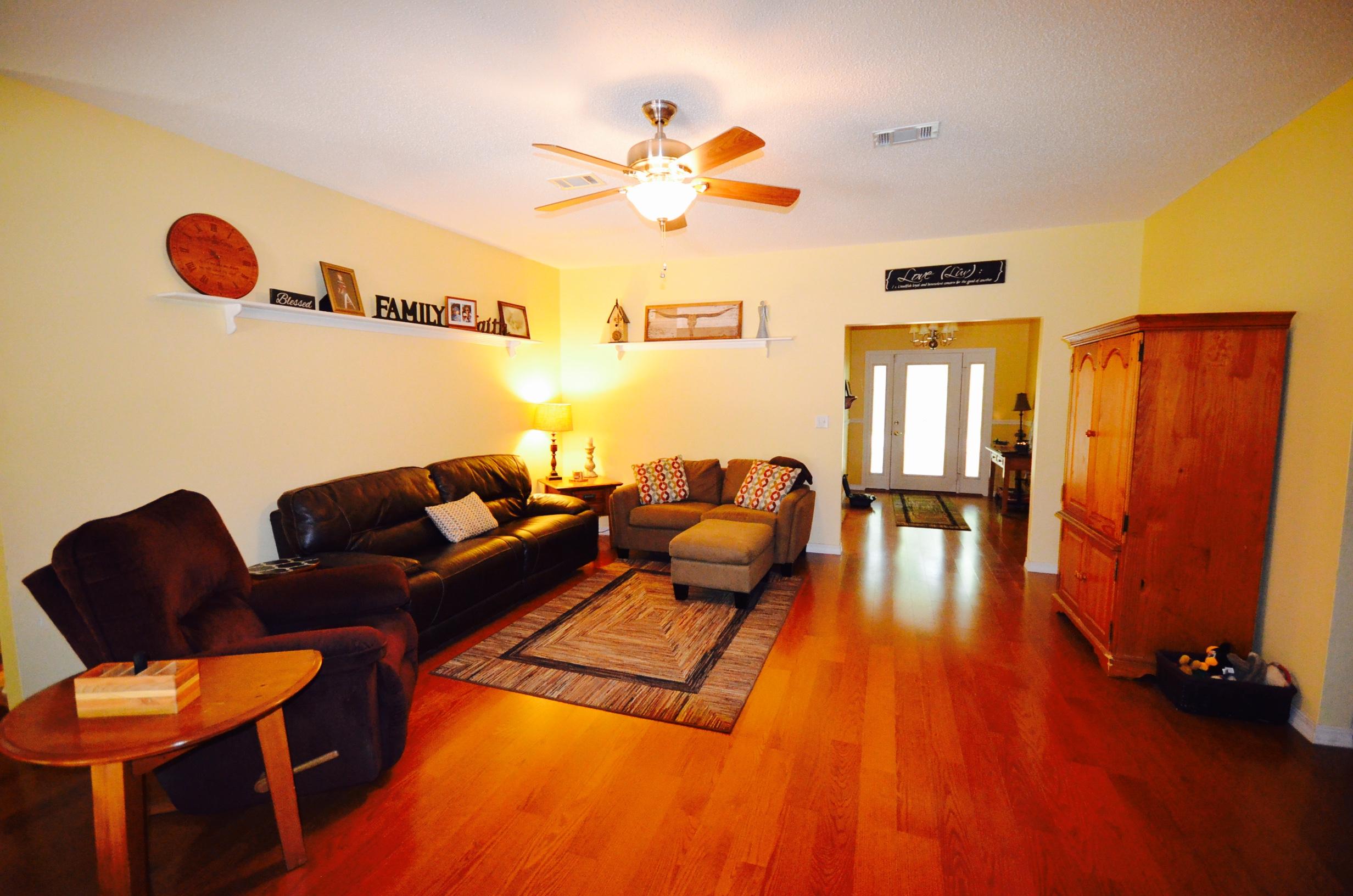 KENNEDY LAKES 1ST ADDN - Residential