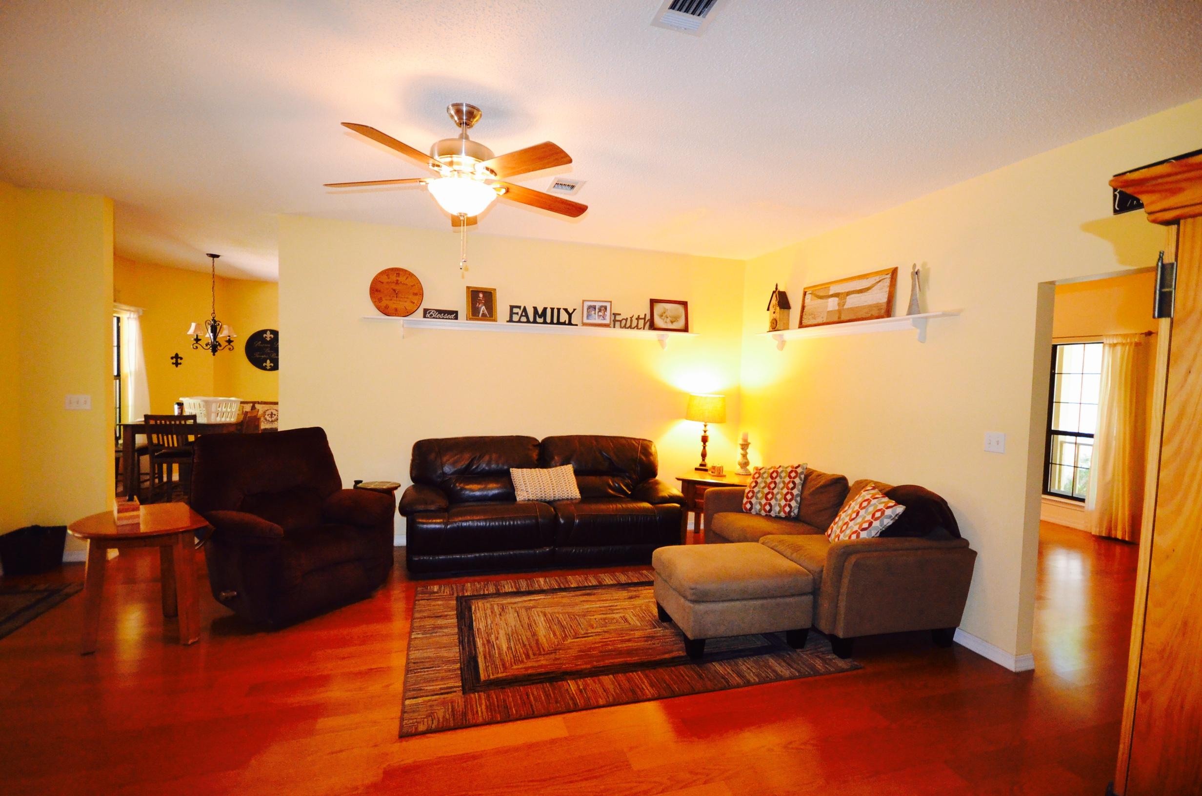 KENNEDY LAKES 1ST ADDN - Residential