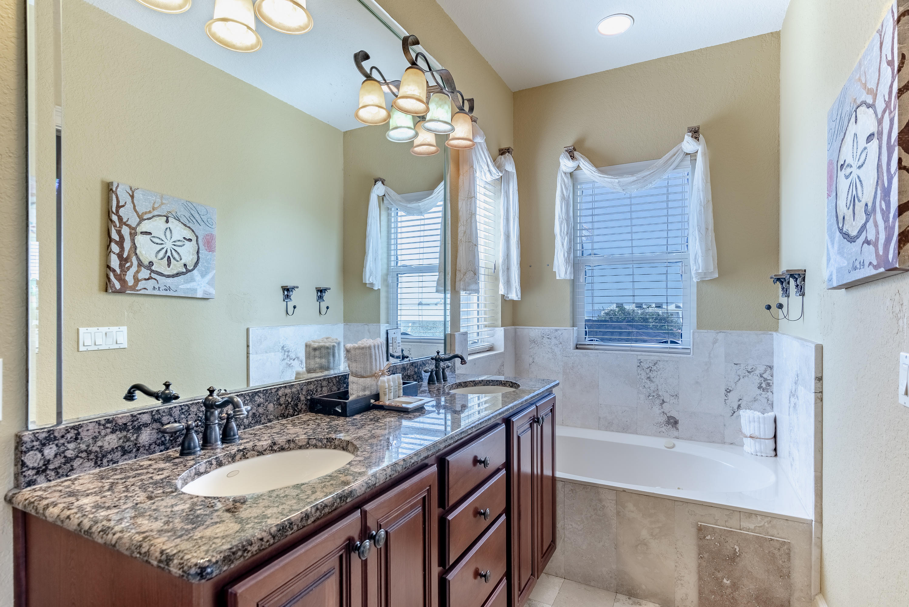 PALMEIRA VILLAS - Residential