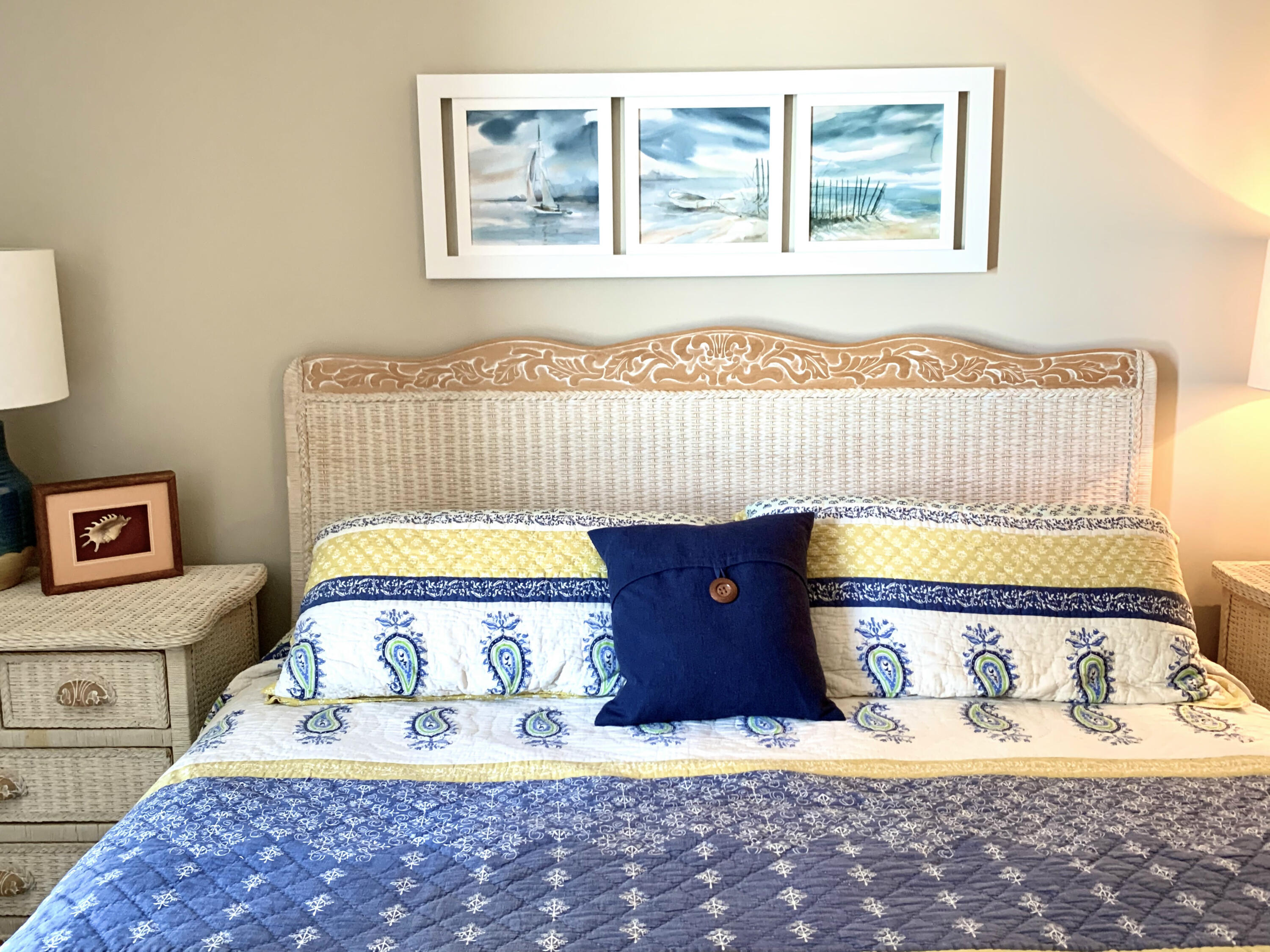 EMERALD TOWERS CONDO - Residential