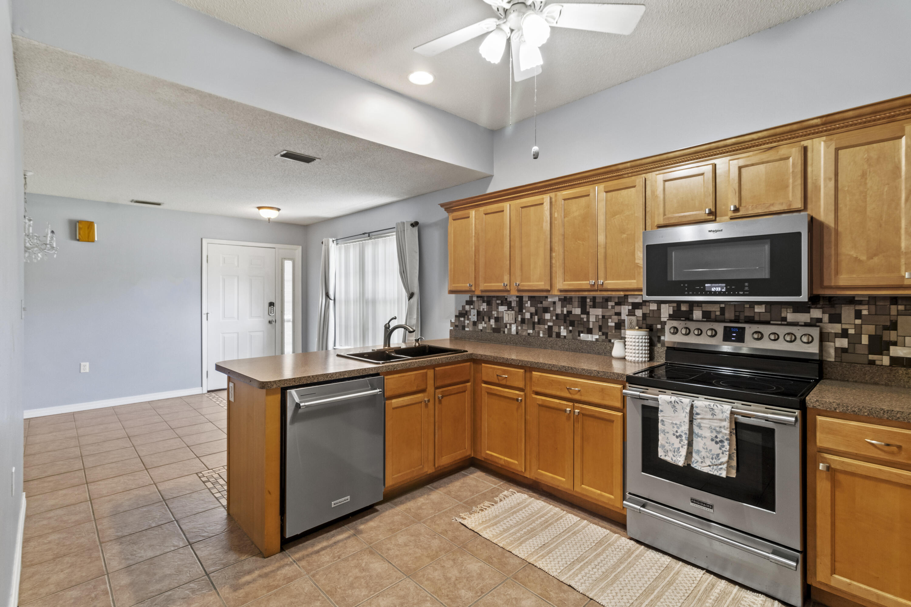 OAK PARK ESTATES - Residential