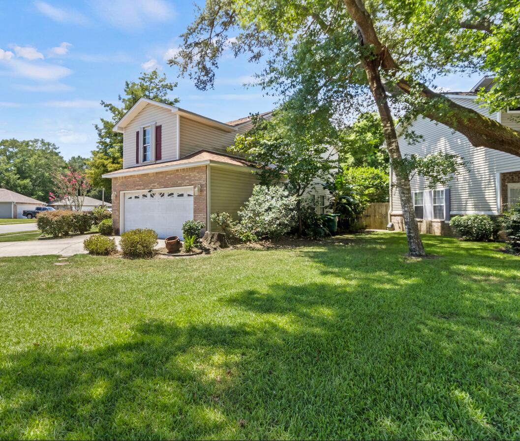 OAK PARK ESTATES - Residential