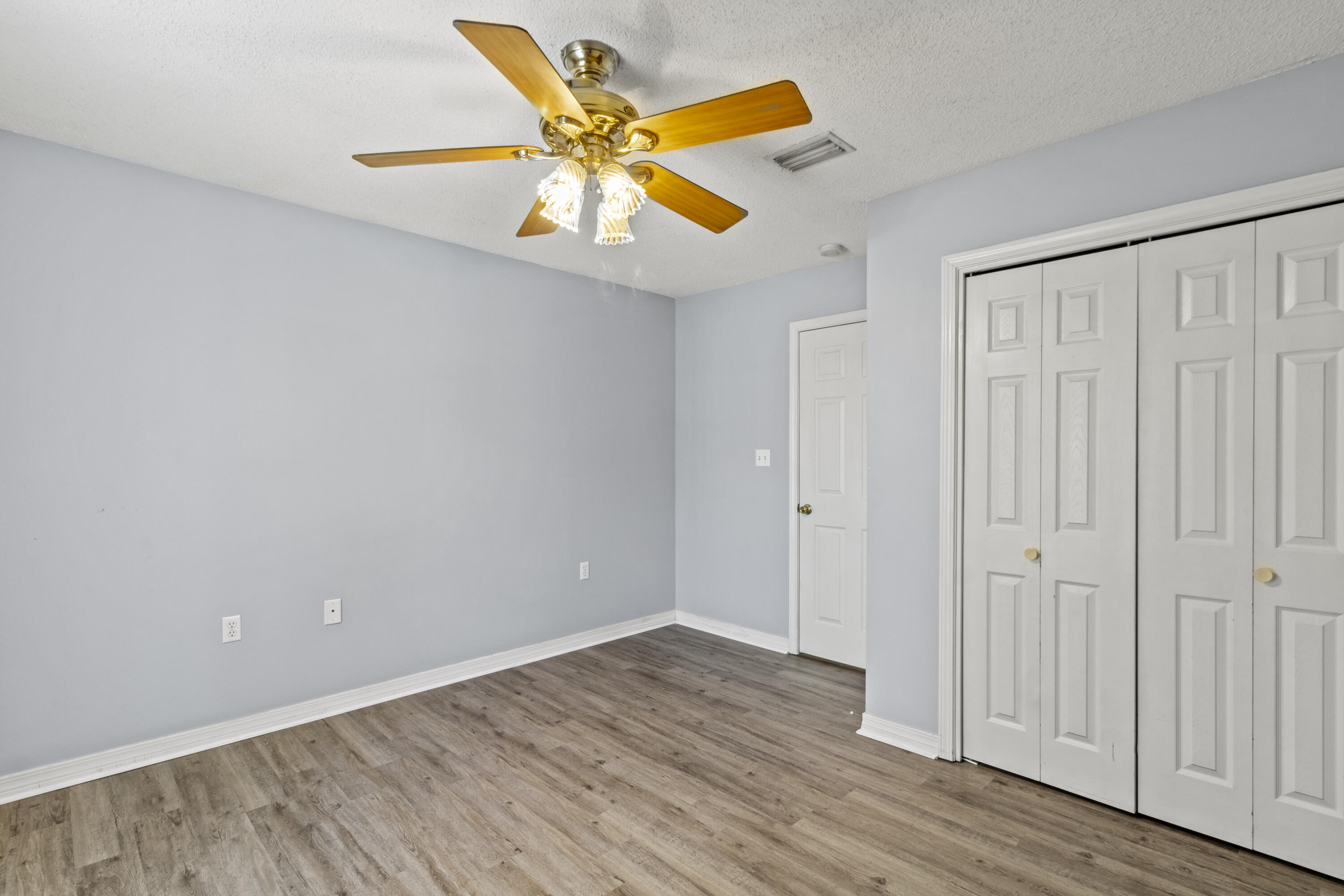 OAK PARK ESTATES - Residential