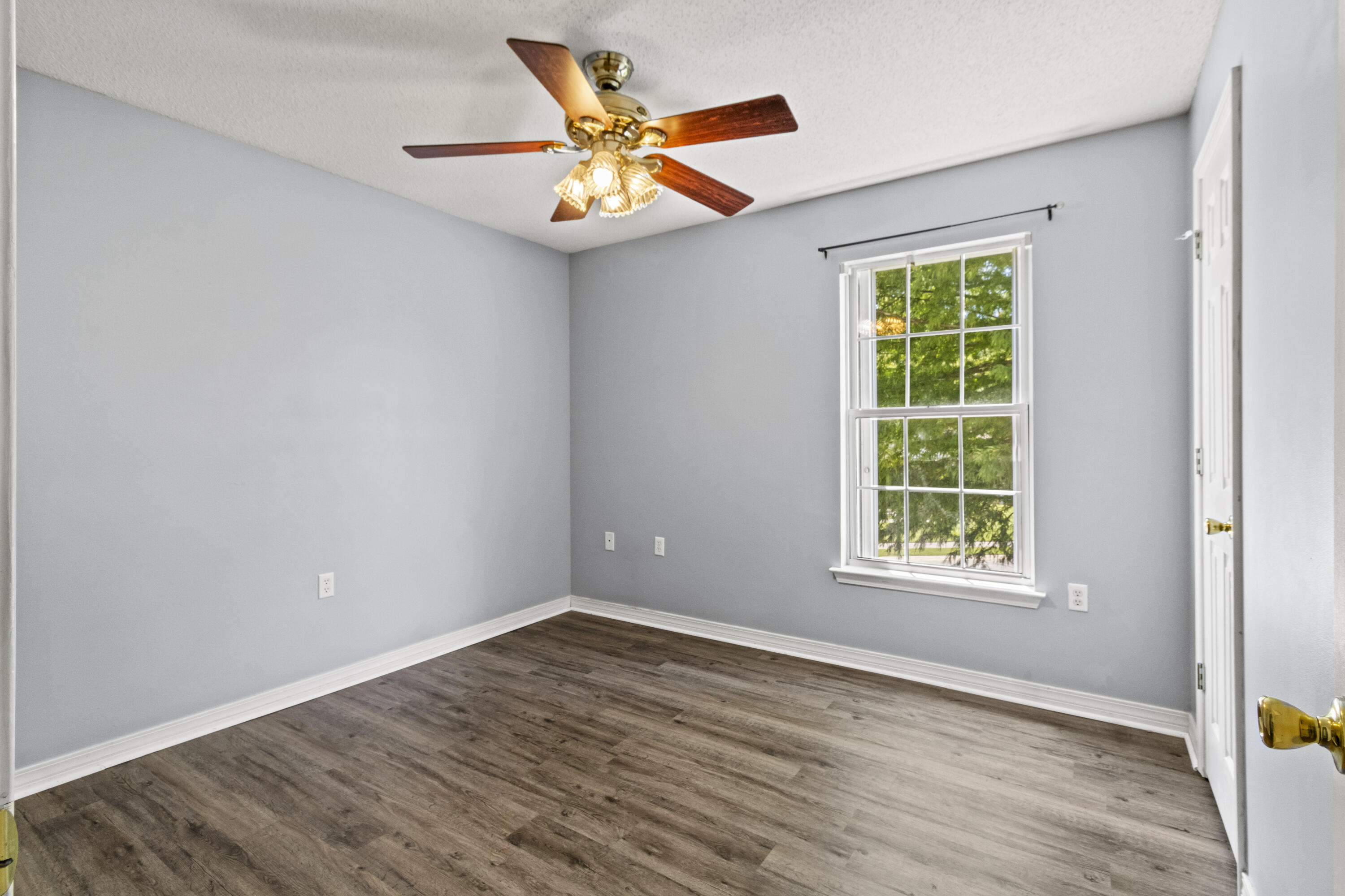 OAK PARK ESTATES - Residential