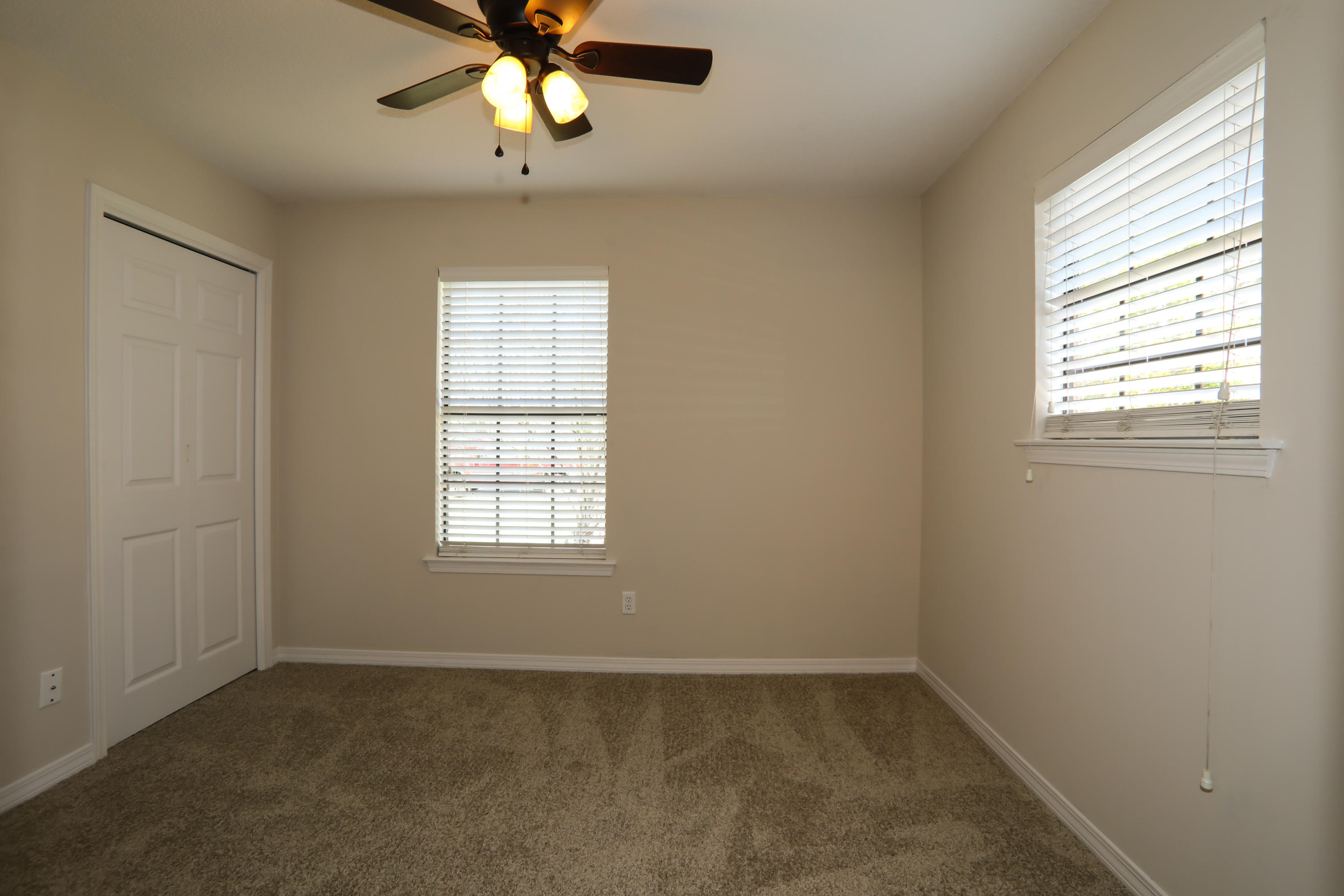 RUSHLIN PARK S/D PH 2 - Residential