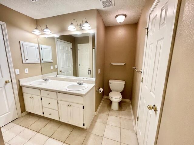 WHISPERWOODS - Residential Lease