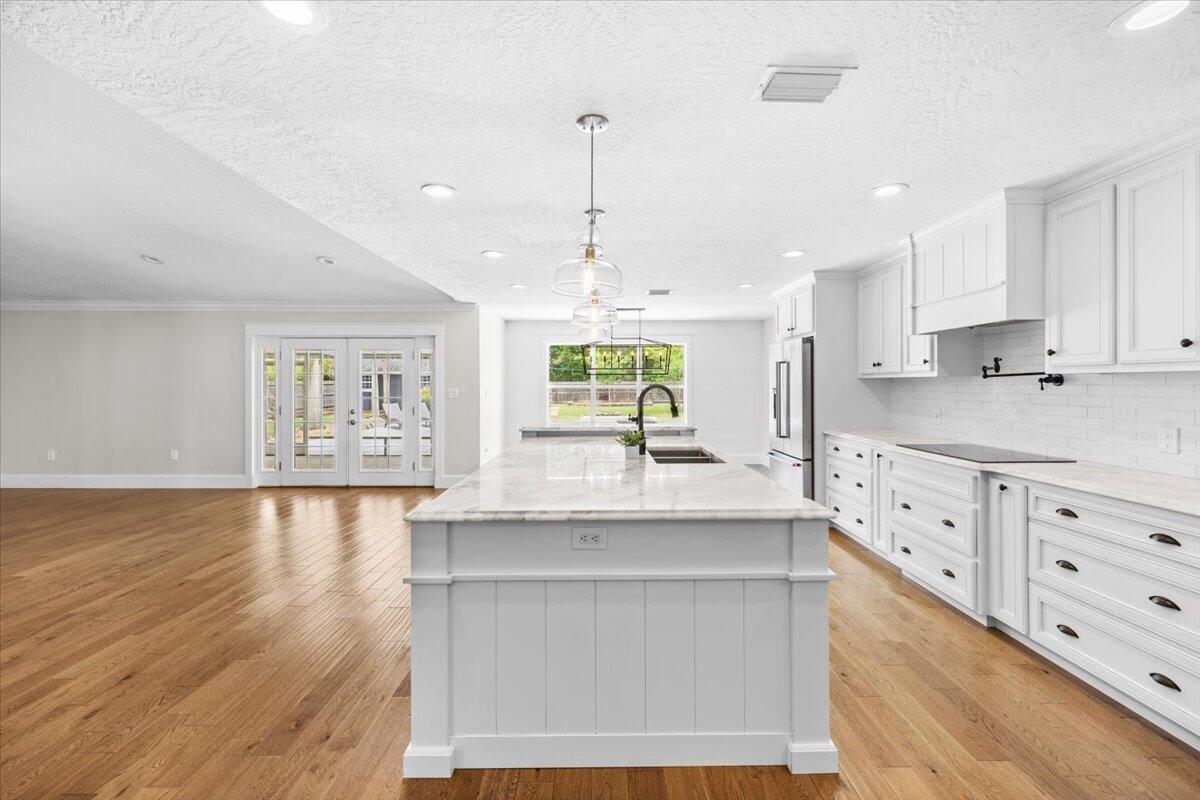 HOLLEY BY THE SEA - Residential