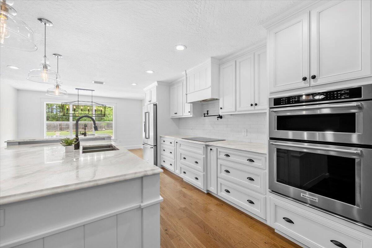 HOLLEY BY THE SEA - Residential