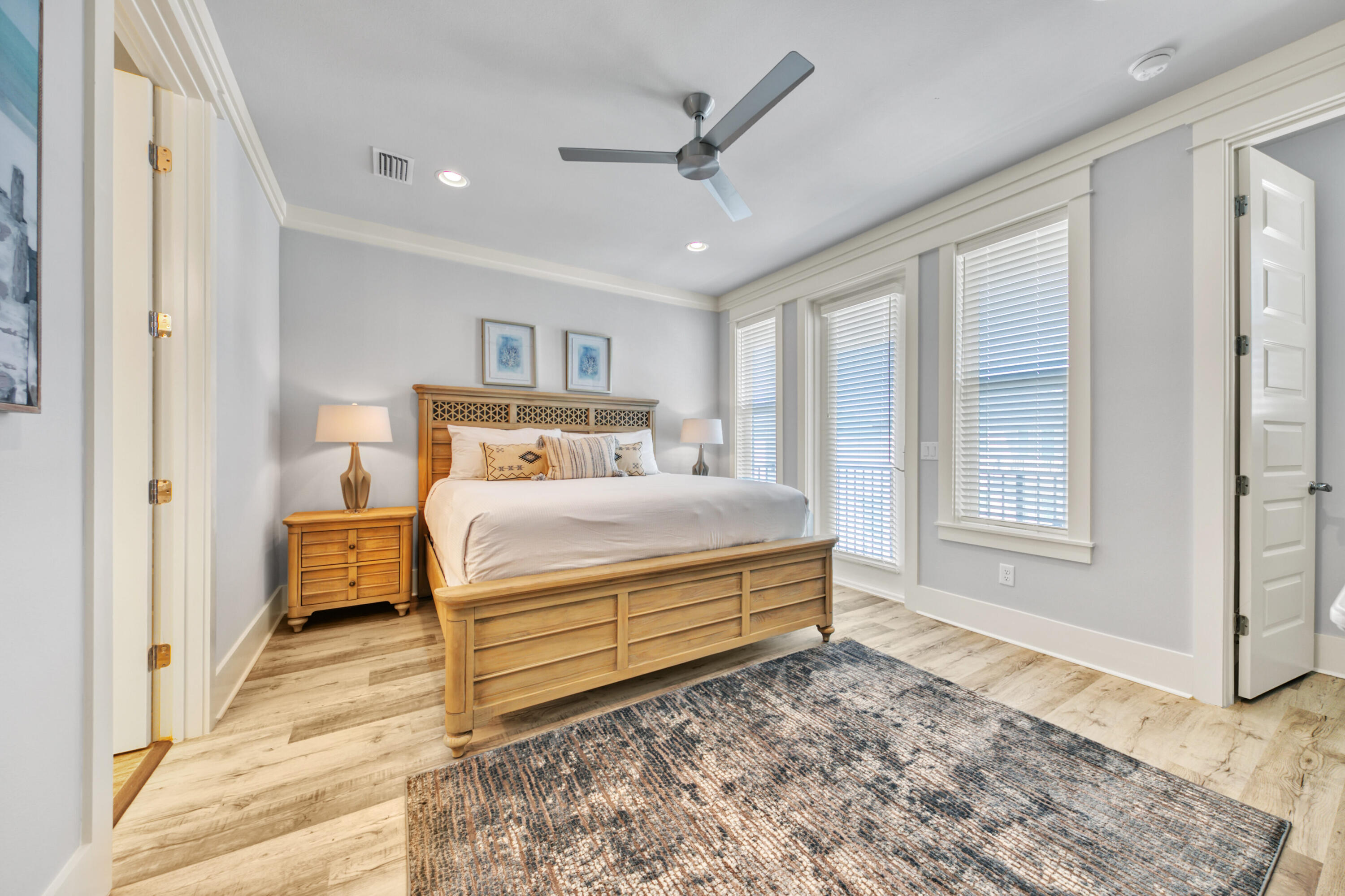 HIDDEN PALMS - Residential