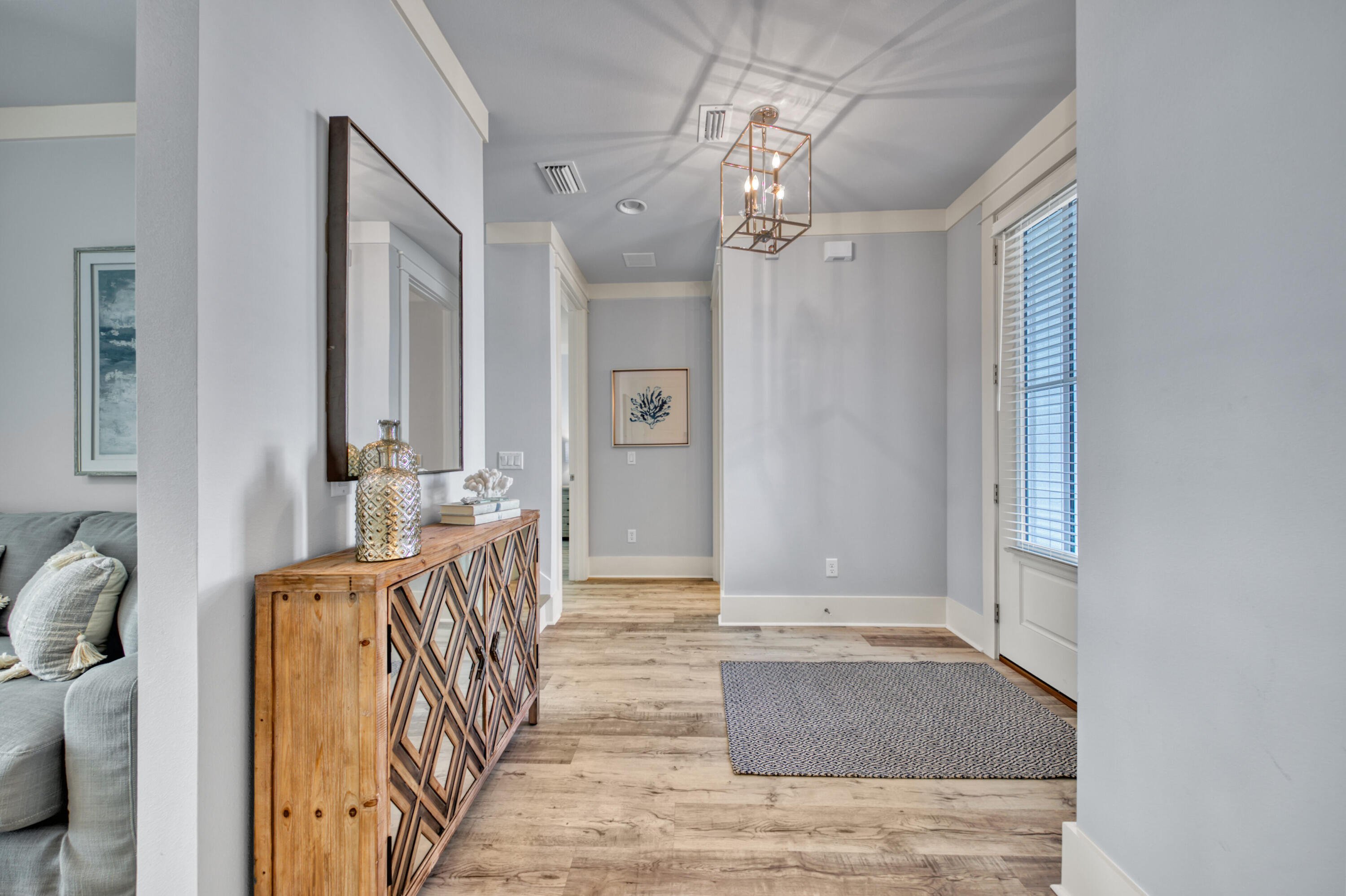 HIDDEN PALMS - Residential