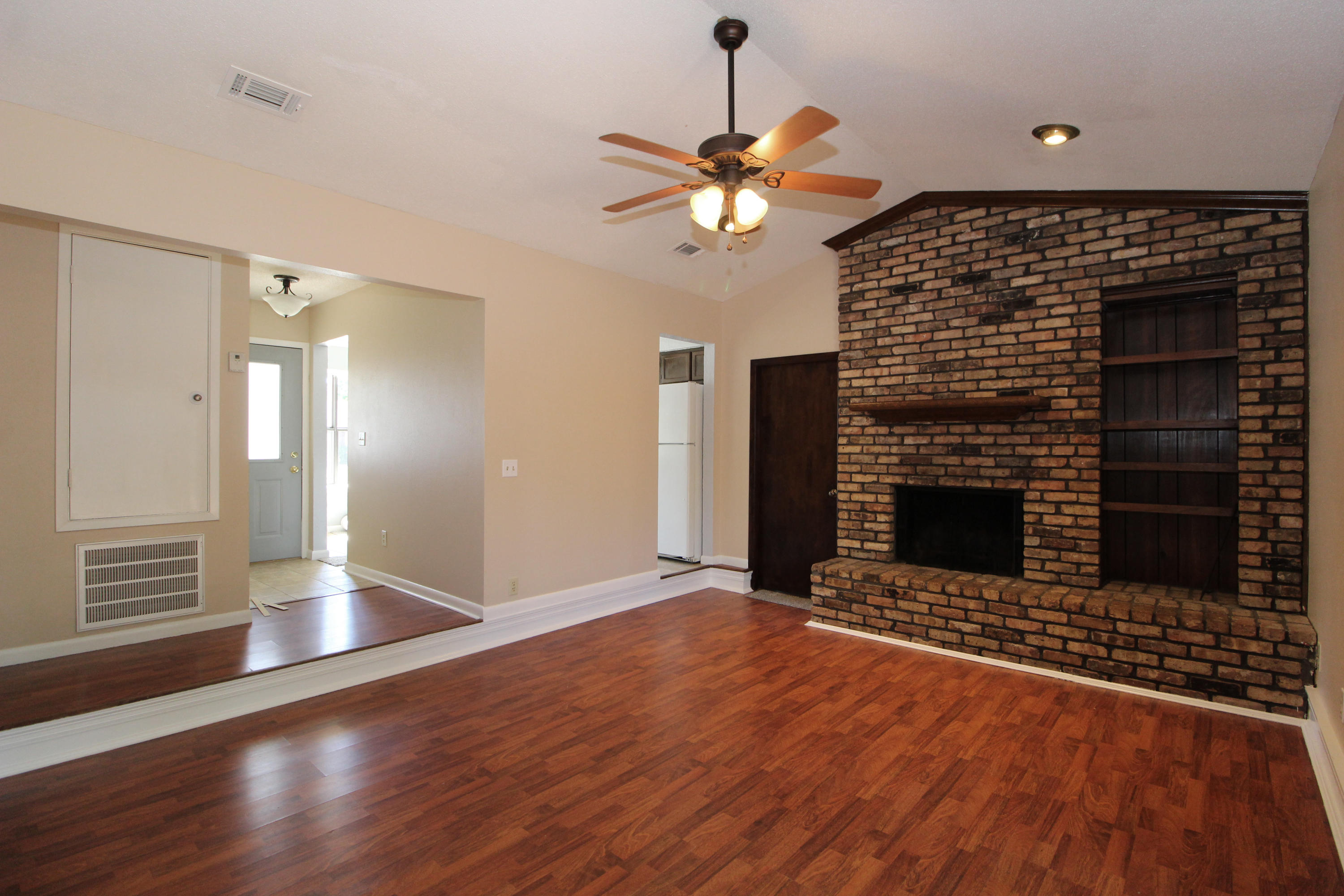 PINE MEADOWS - Residential