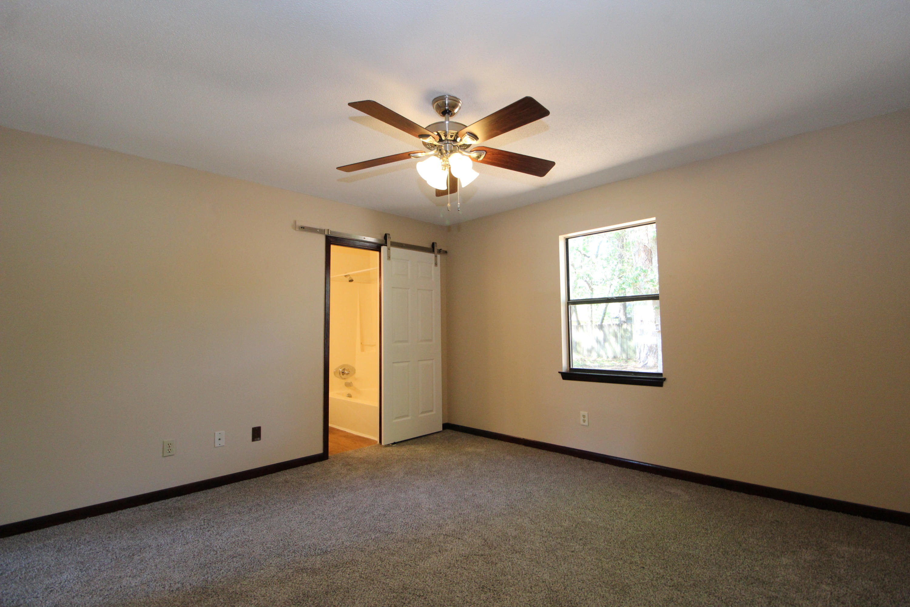 PINE MEADOWS - Residential