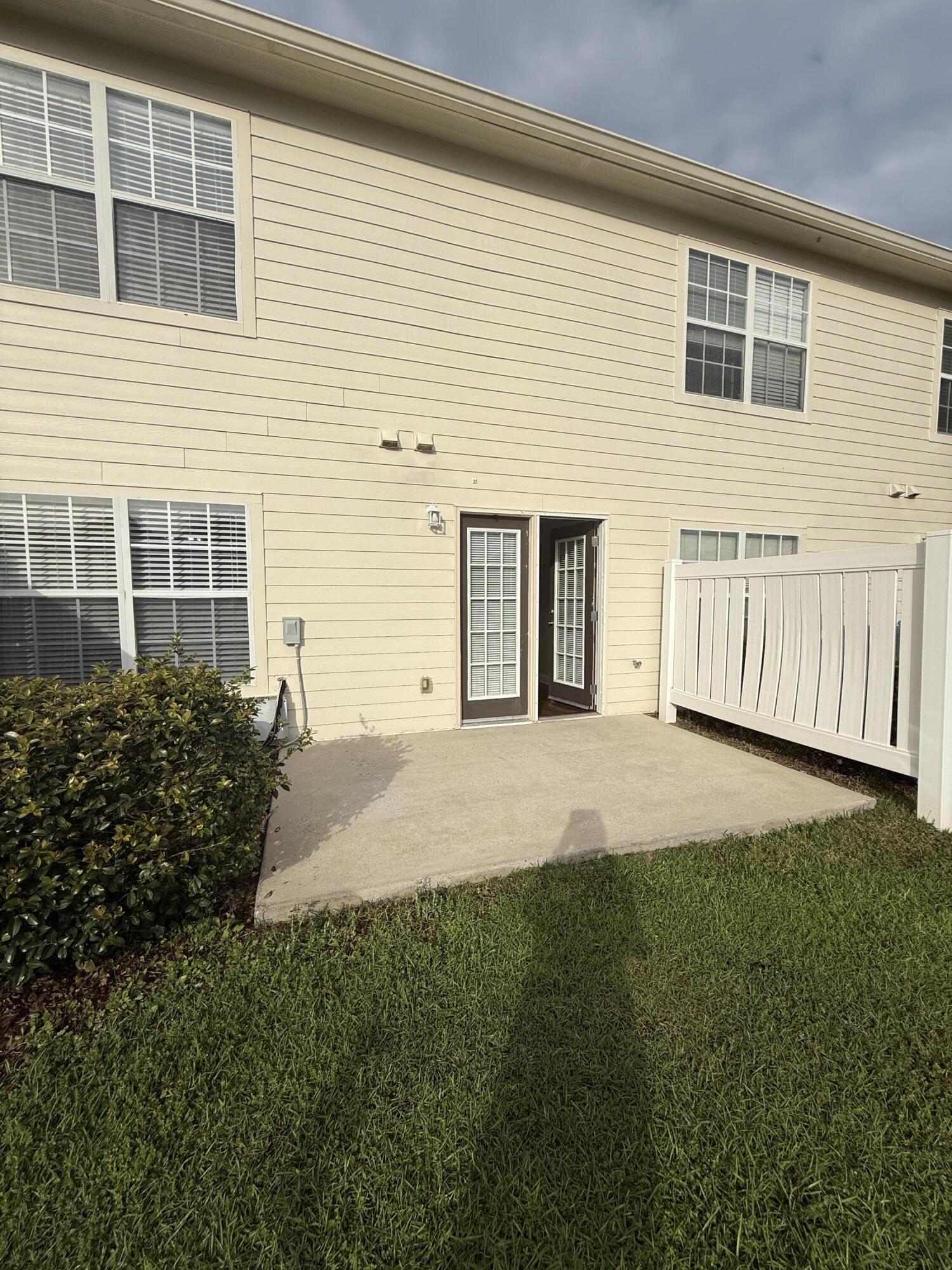 EAGLES LANDING S/D - Residential Lease