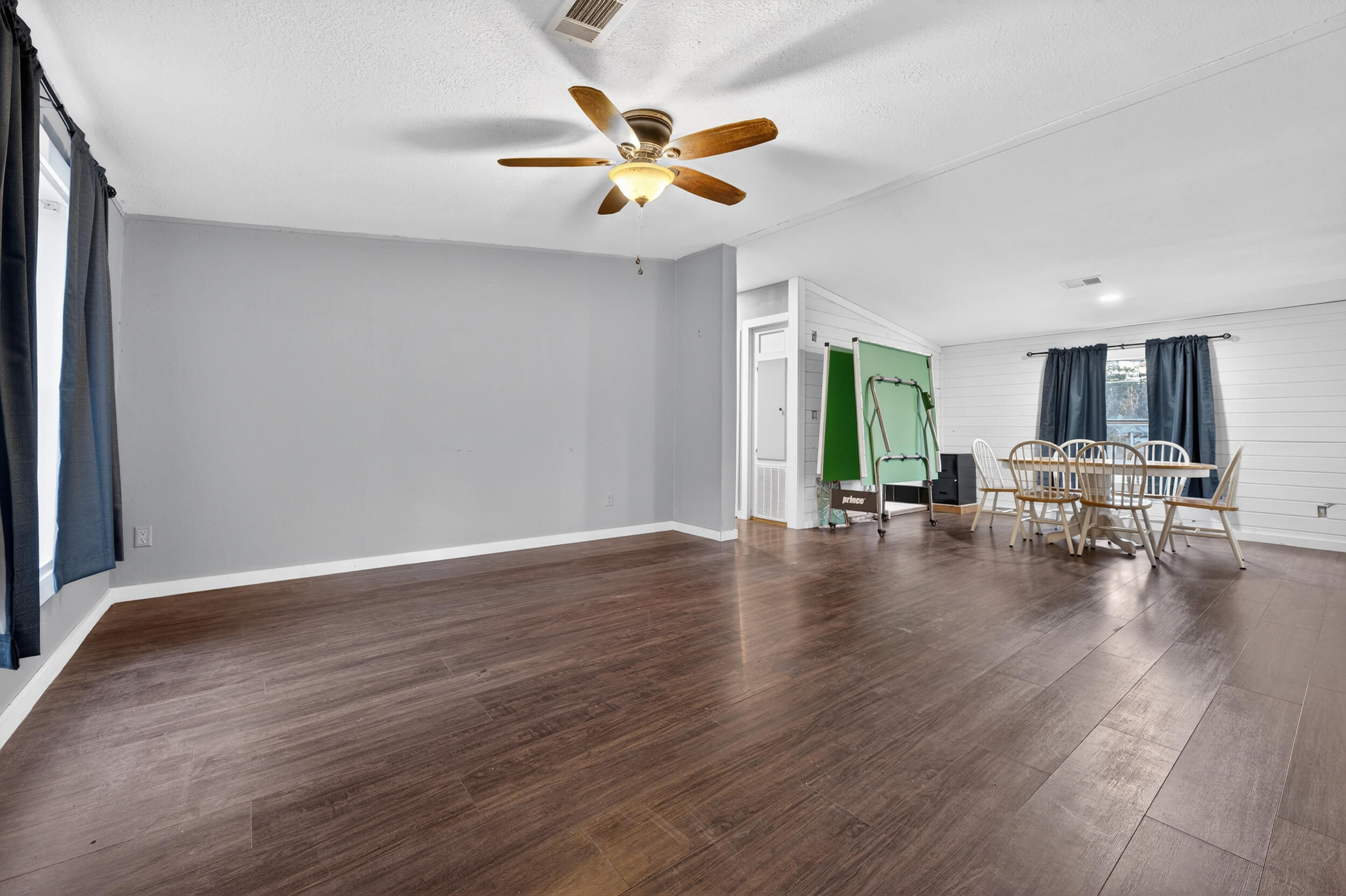 Kings Lake Road - Residential