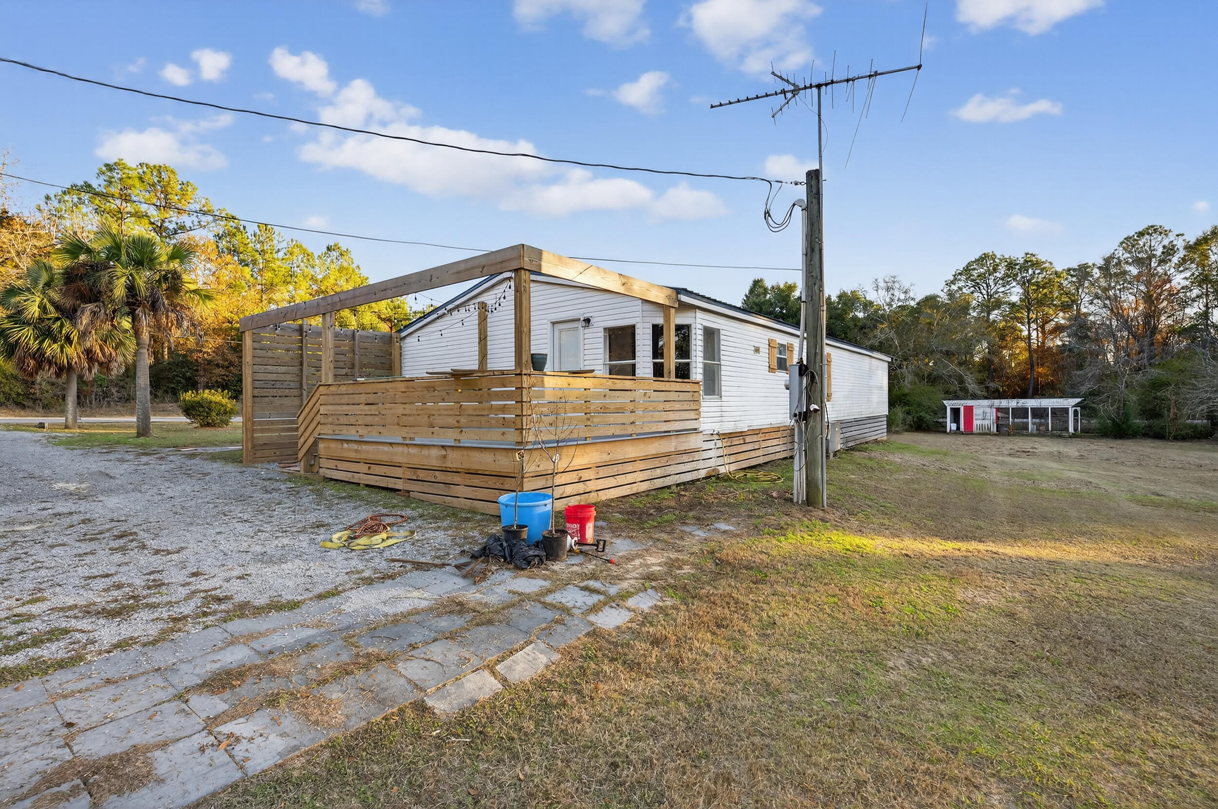 Kings Lake Road - Residential