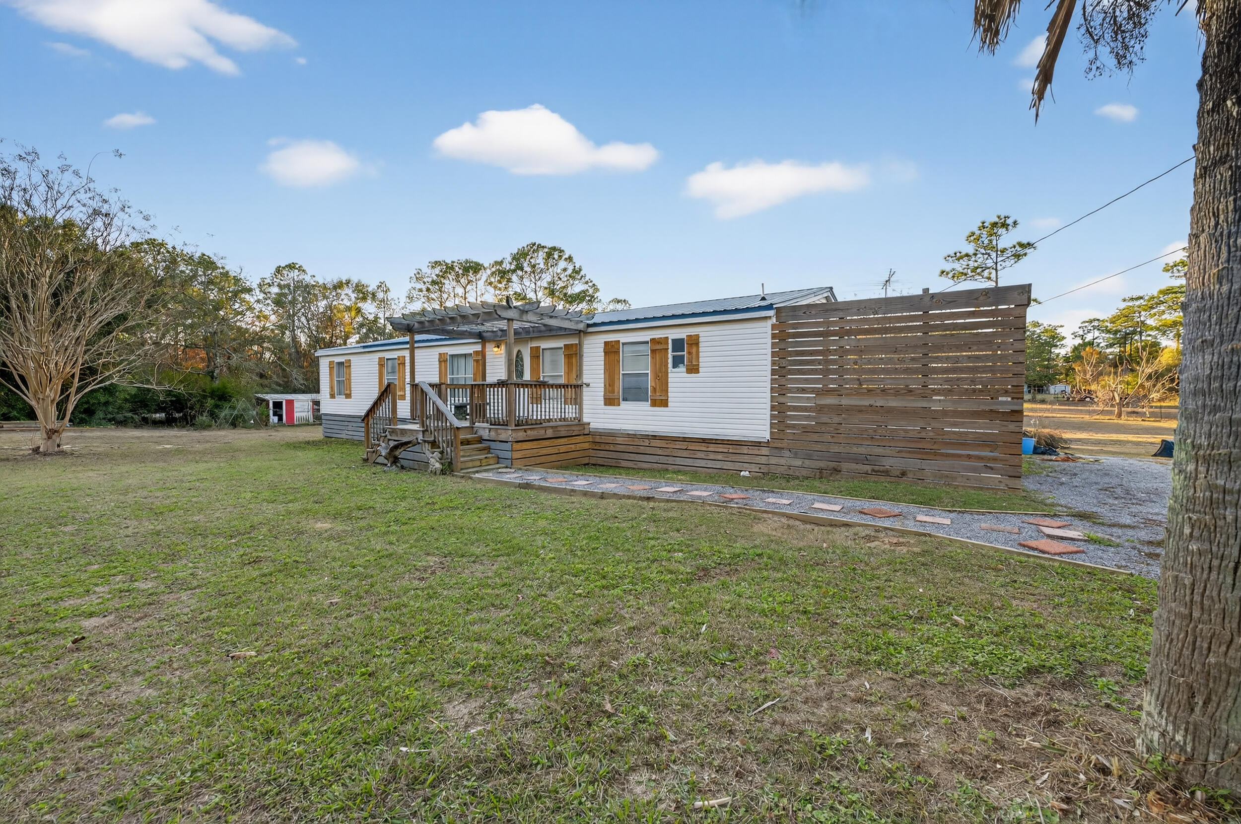 Kings Lake Road - Residential