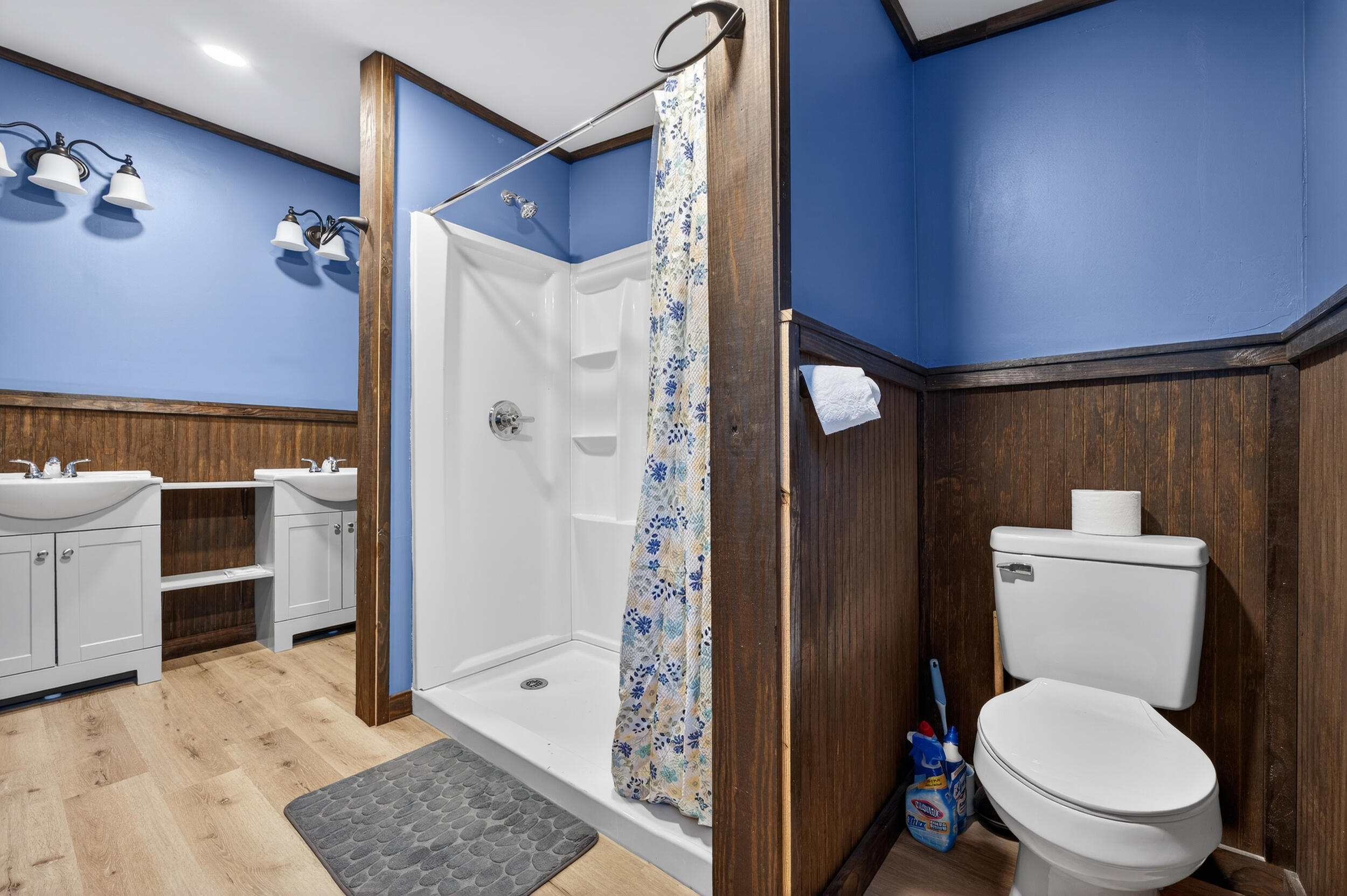 Kings Lake Road - Residential