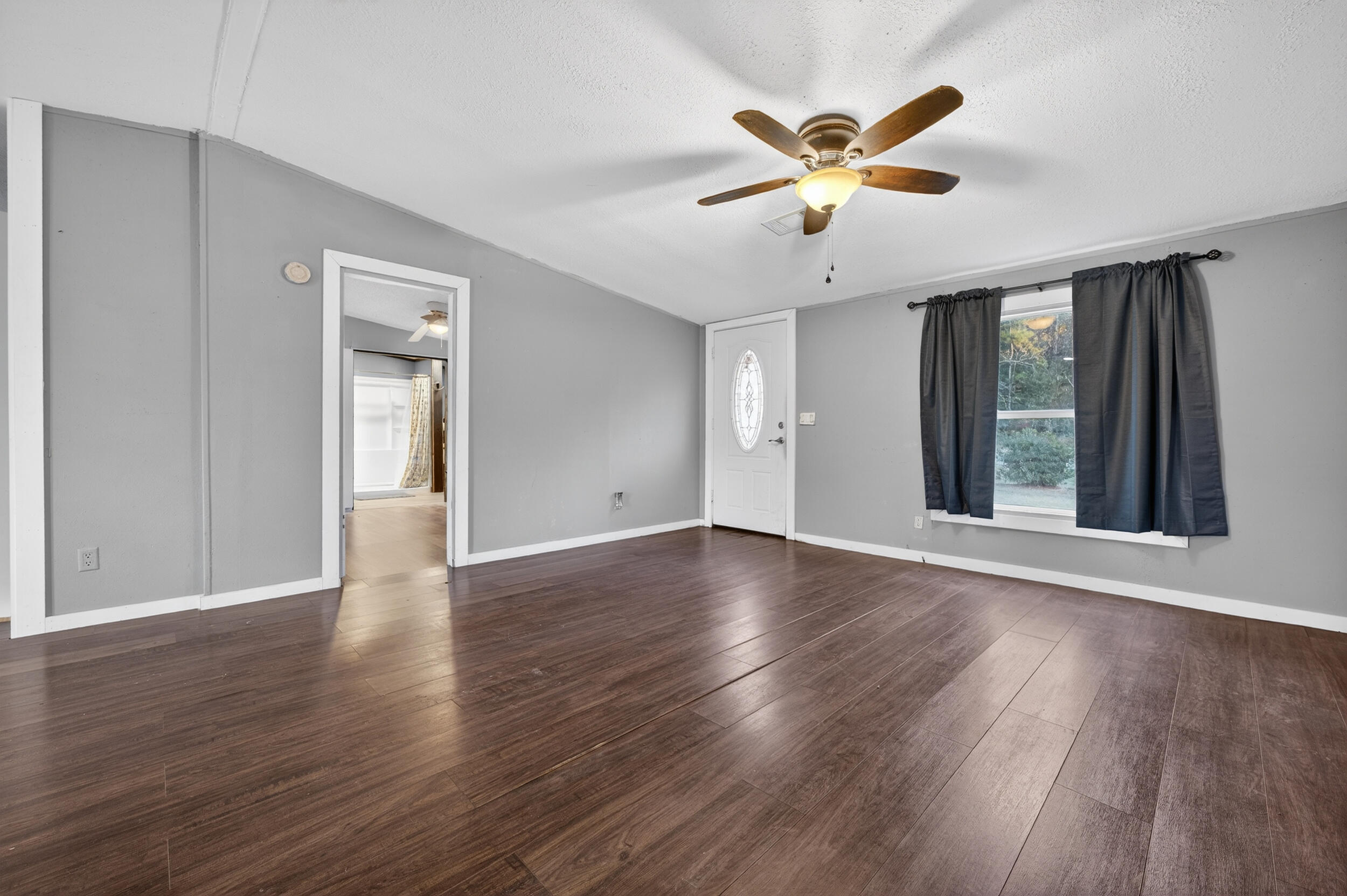 Kings Lake Road - Residential