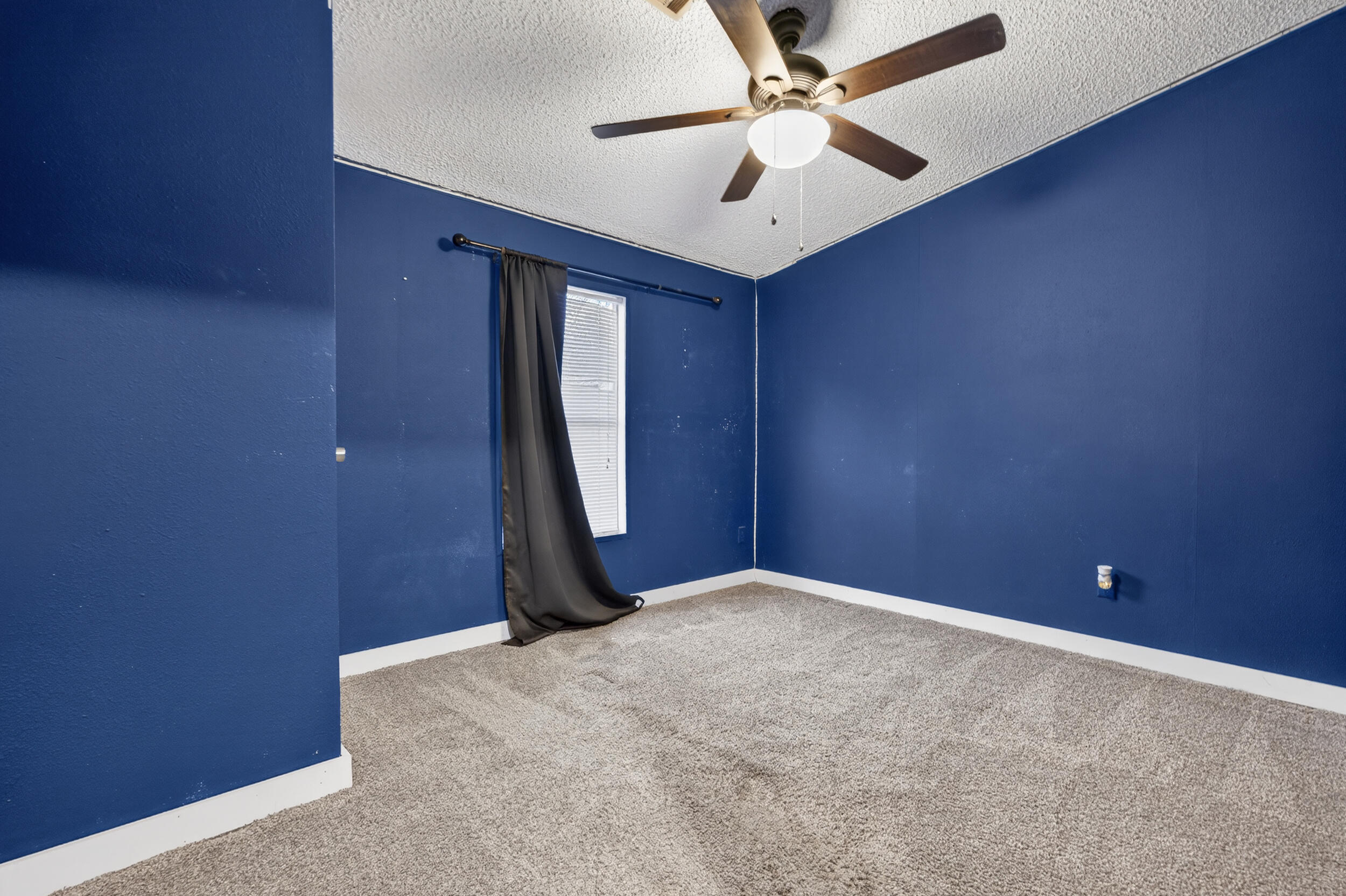 Kings Lake Road - Residential