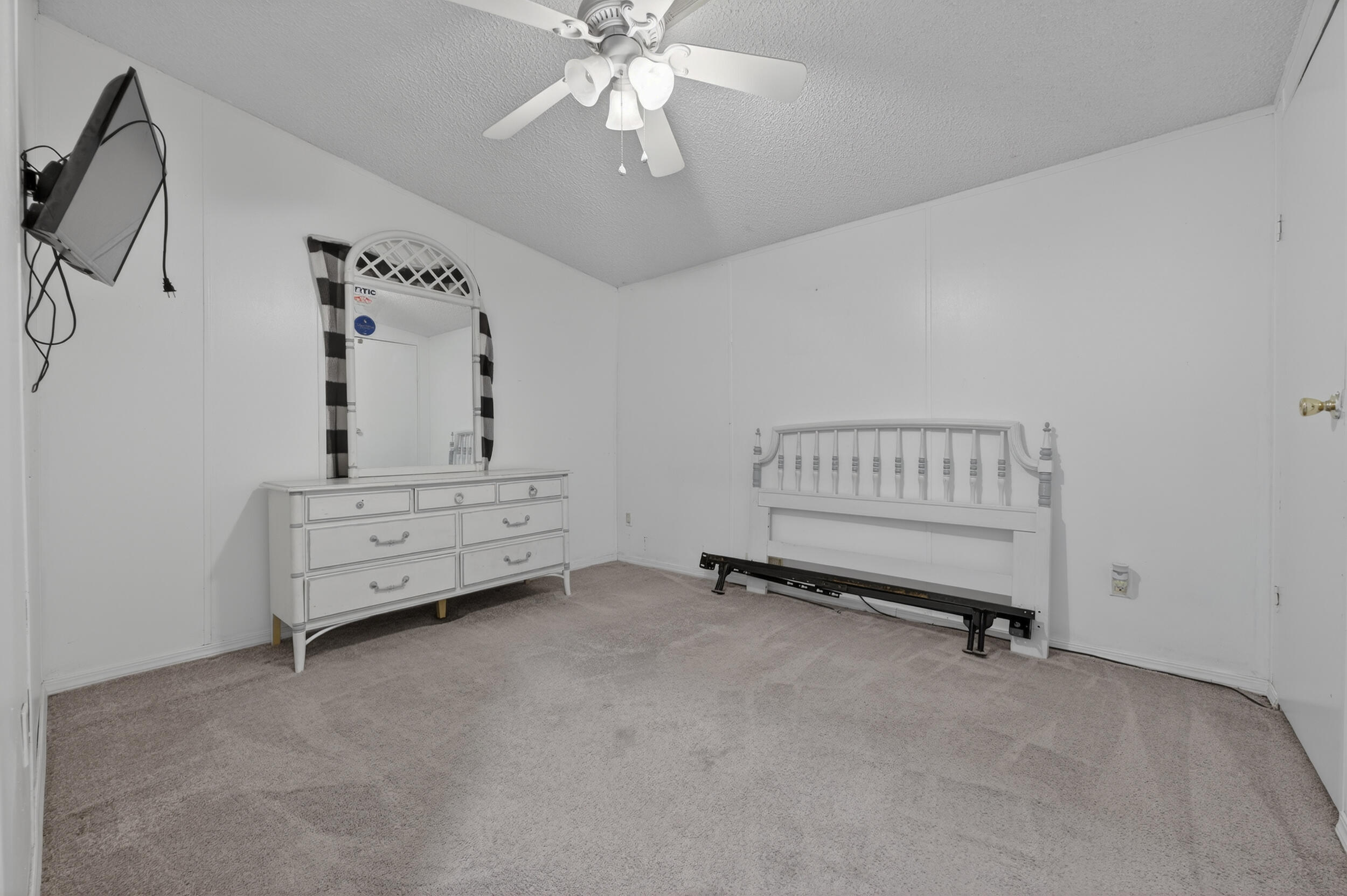 Kings Lake Road - Residential